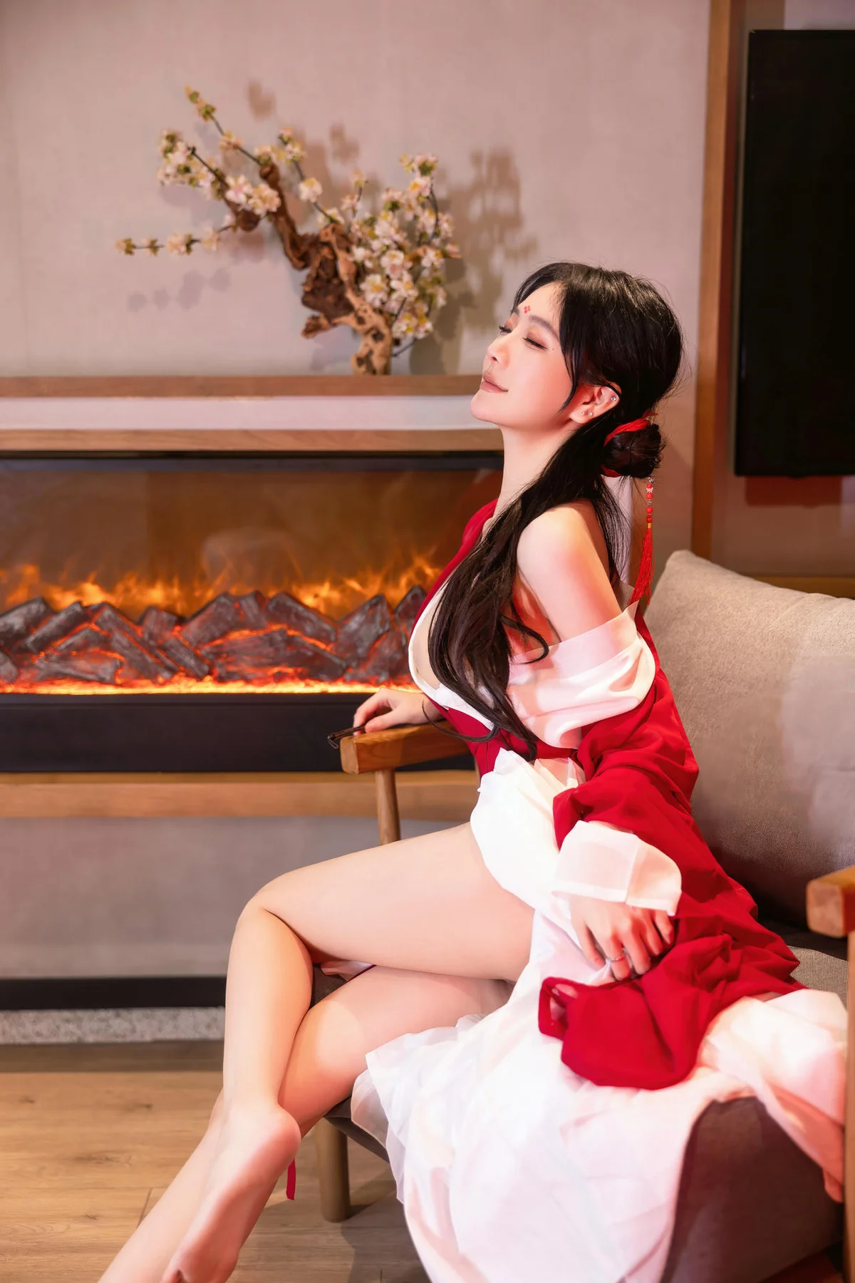 XiuRen 秀人 No.N240 谢小蒽古风制服红袍 - 61