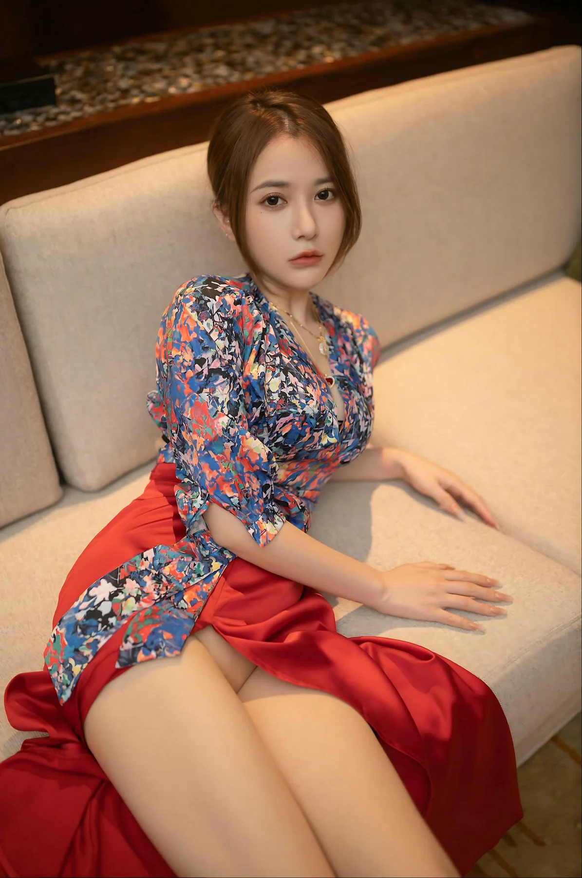 XiuRen 秀人 No.N257 鱼子酱Fish户外红裙长腿 - 33