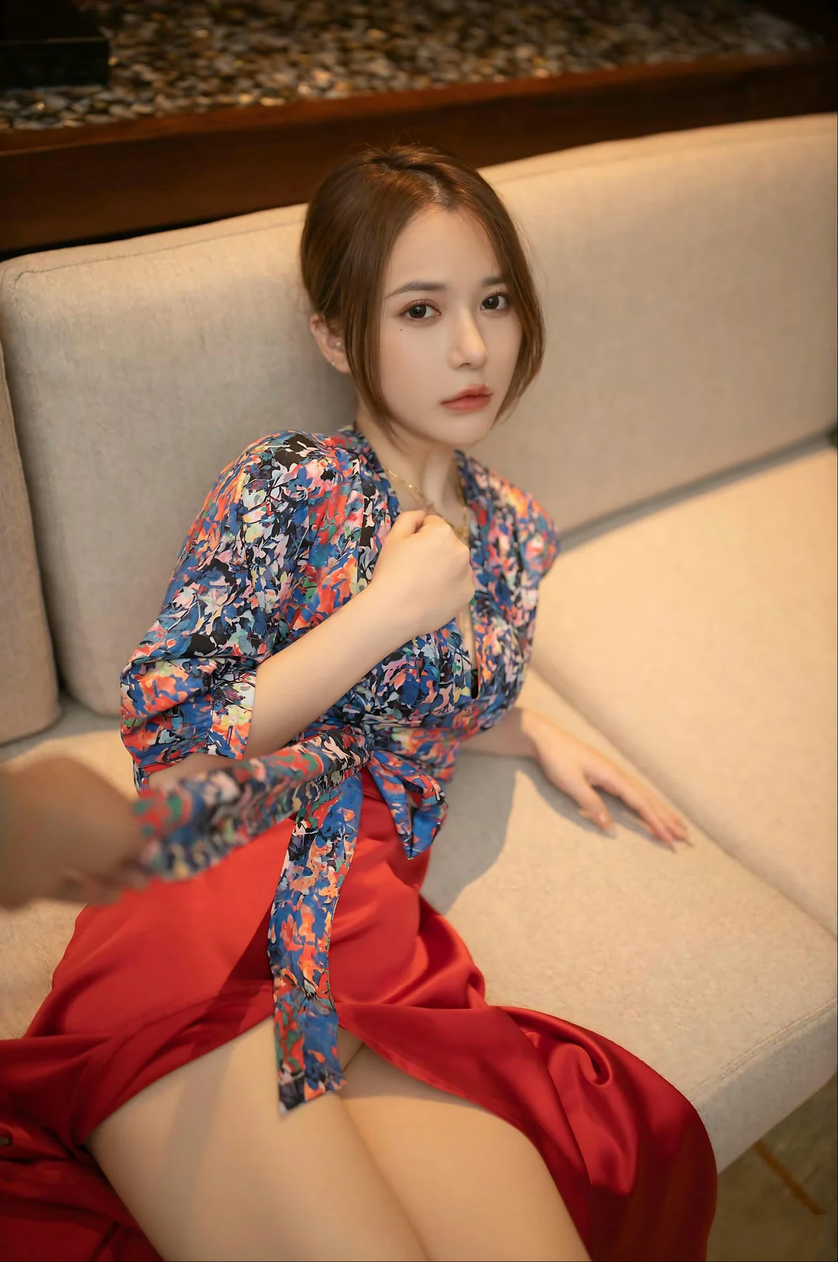 XiuRen 秀人 No.N257 鱼子酱Fish户外红裙长腿 - 35