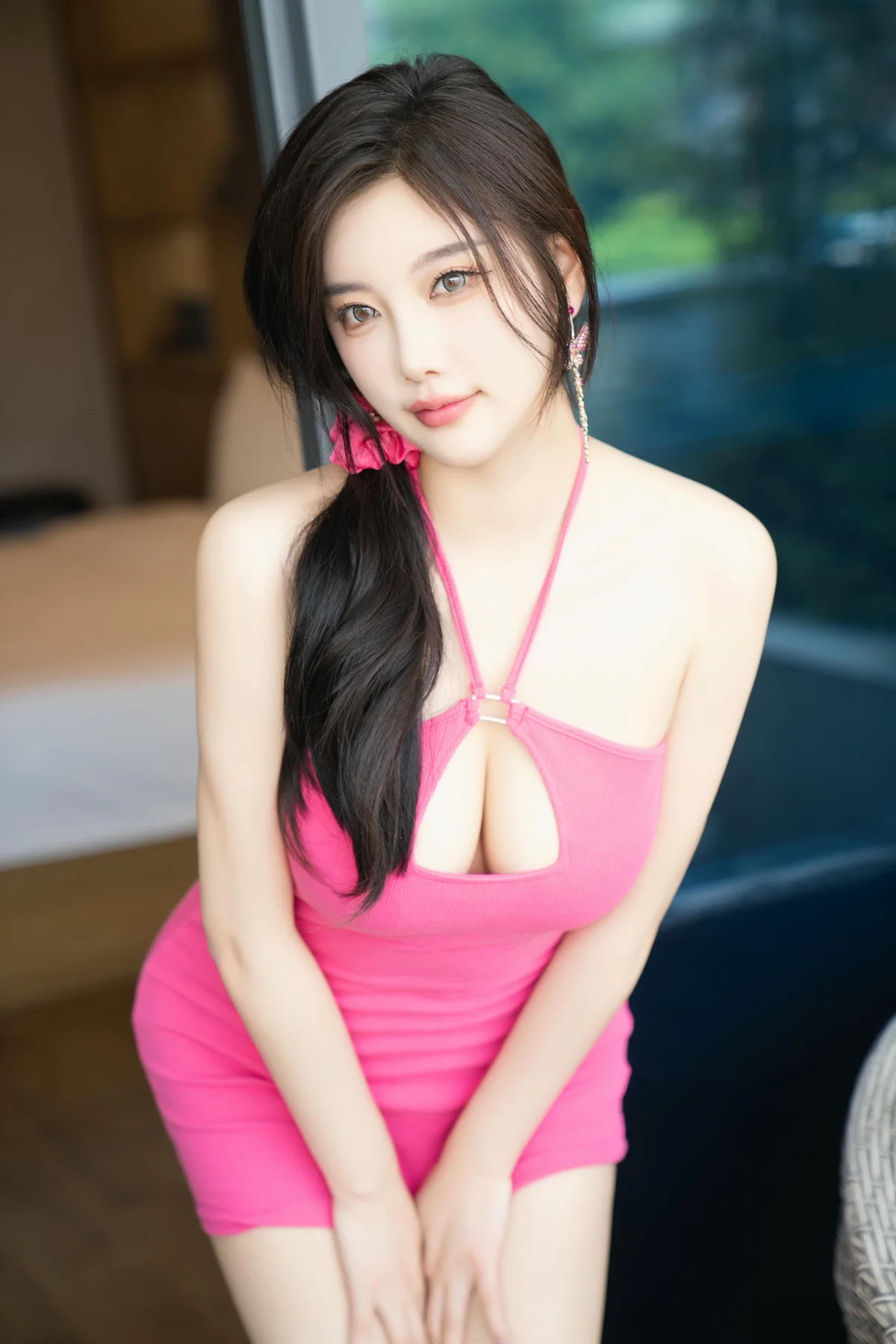 XiuRen 秀人 No.N258 杨晨晨 粉色紧身裙翘臀写真 - 24