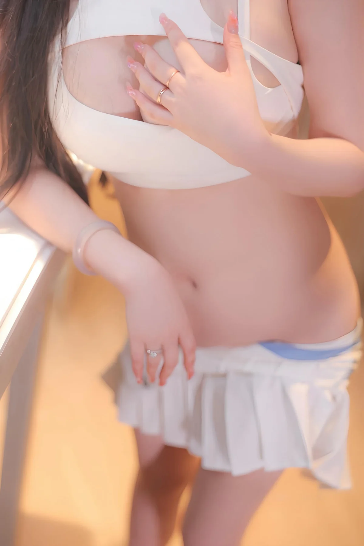XiuRen 秀人 No.N264 奶油猫呀爆乳白短裙 - 41