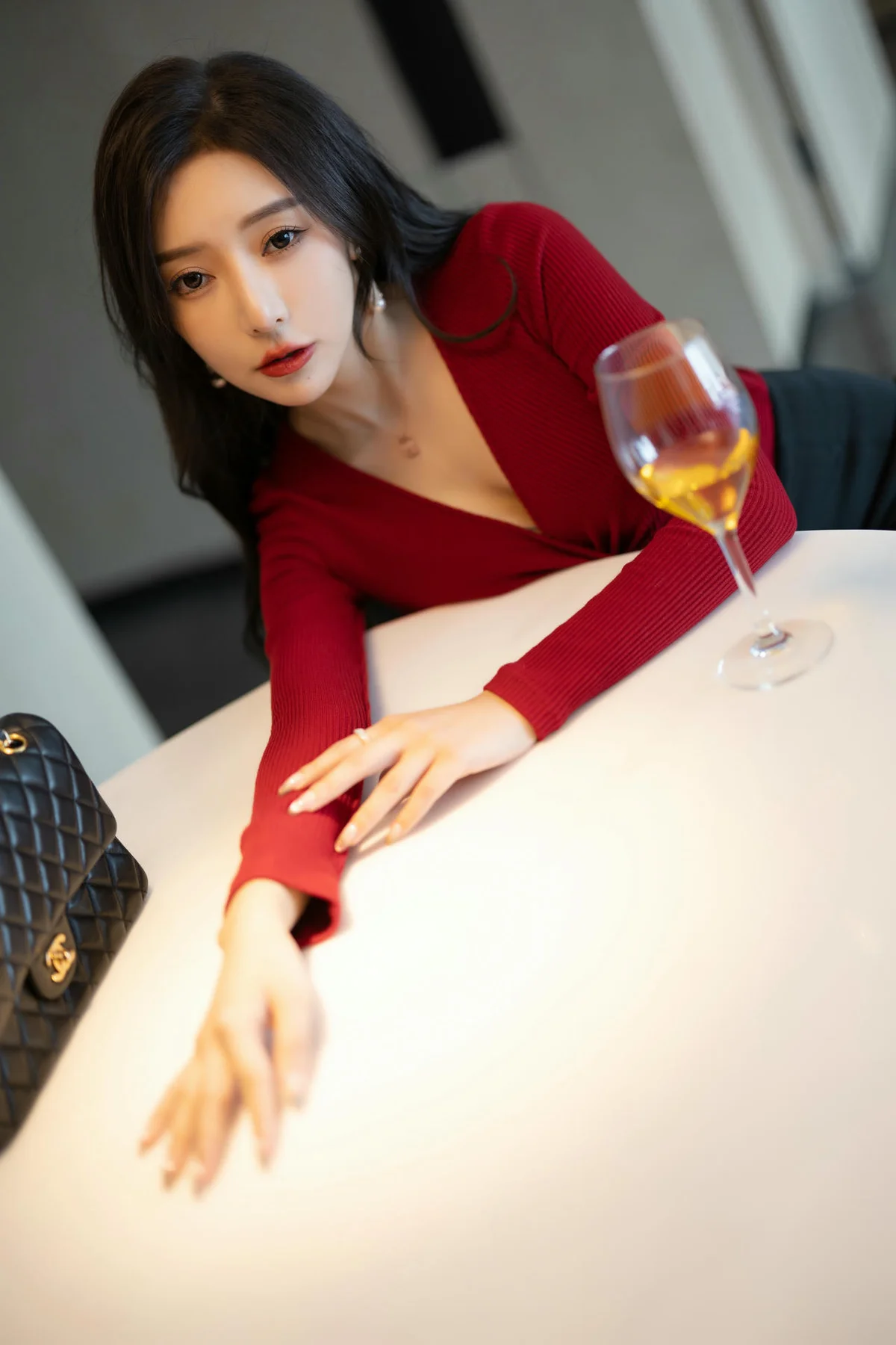 XiuRen 秀人 No.N269 王馨瑶街拍鱼尾裙 - 30