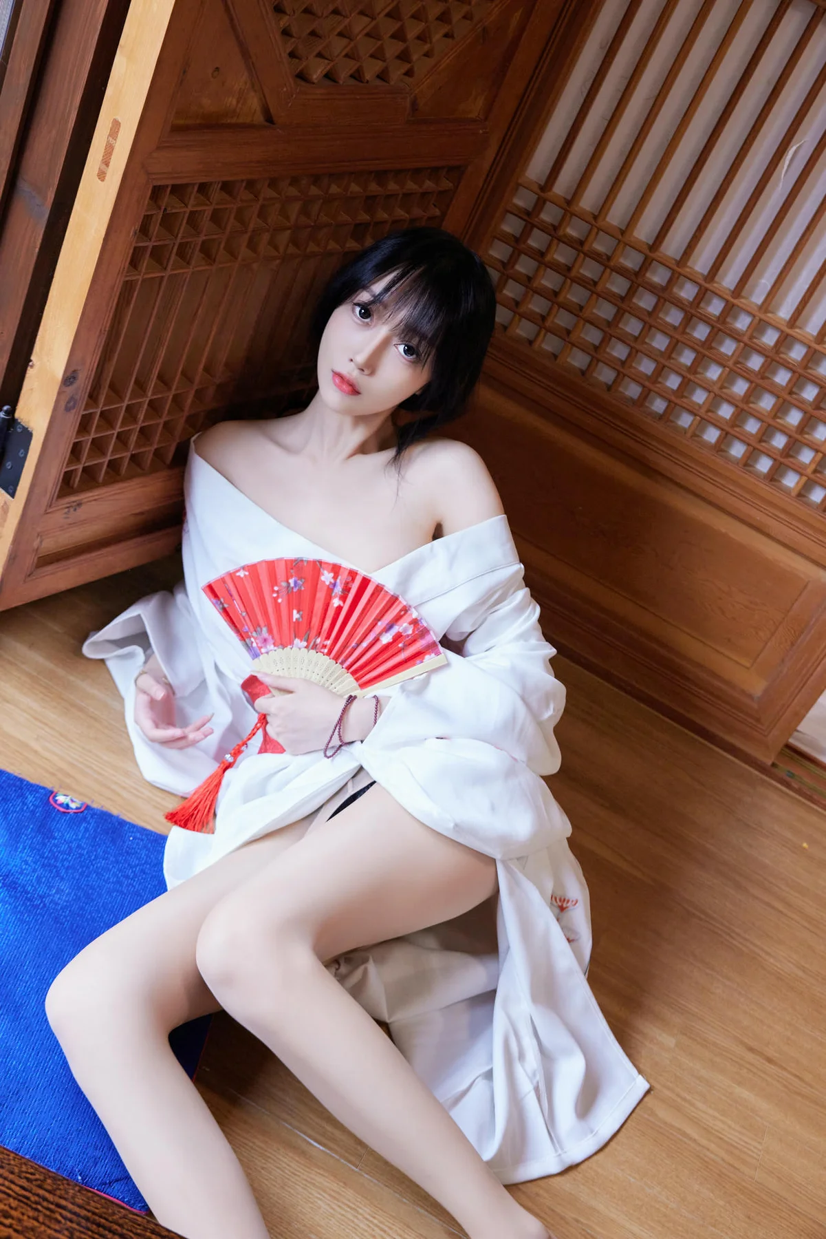 XiuRen 秀人 No.N284 玥儿玥和服制服香肩写真 - 18