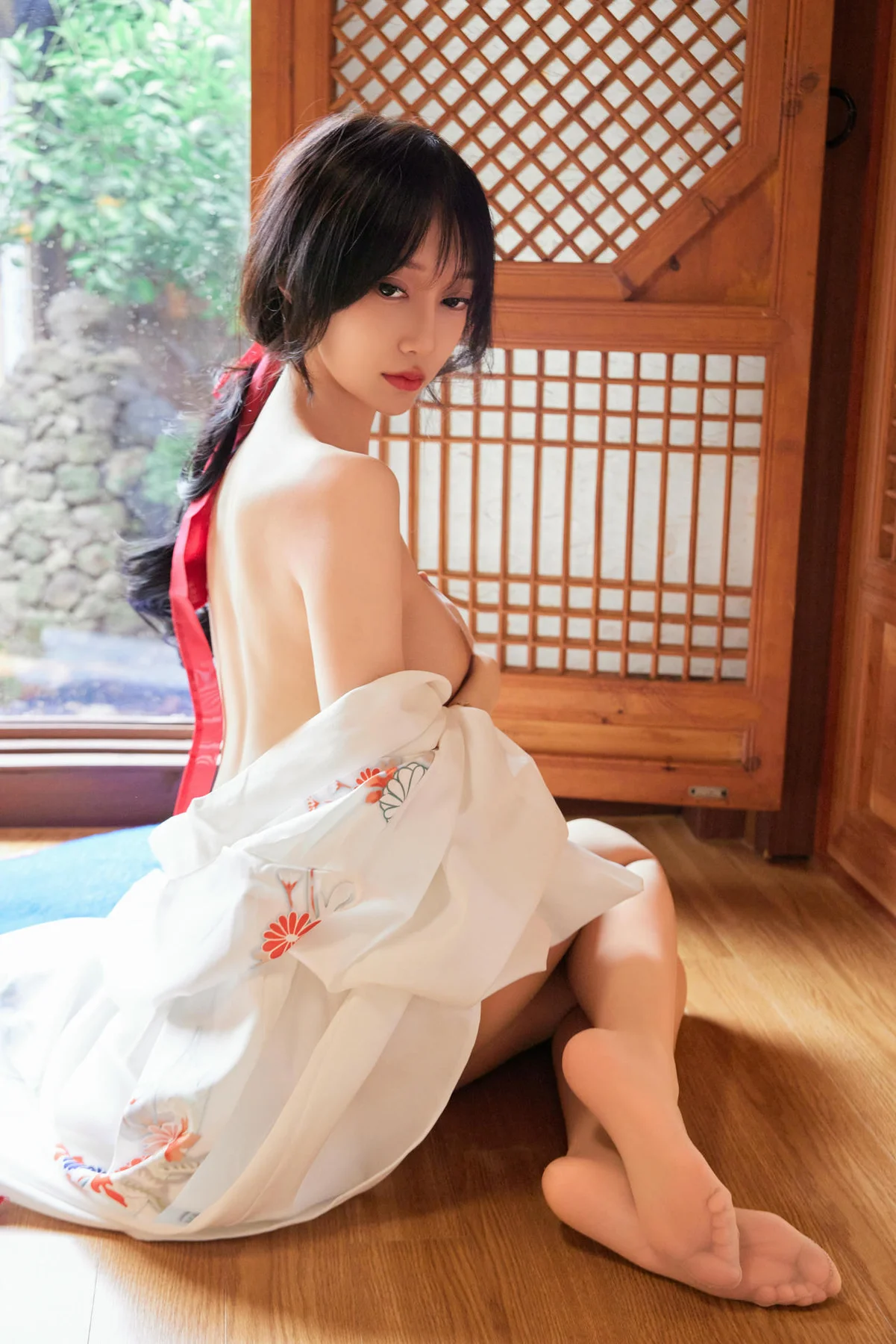 XiuRen 秀人 No.N284 玥儿玥和服制服香肩写真 - 32