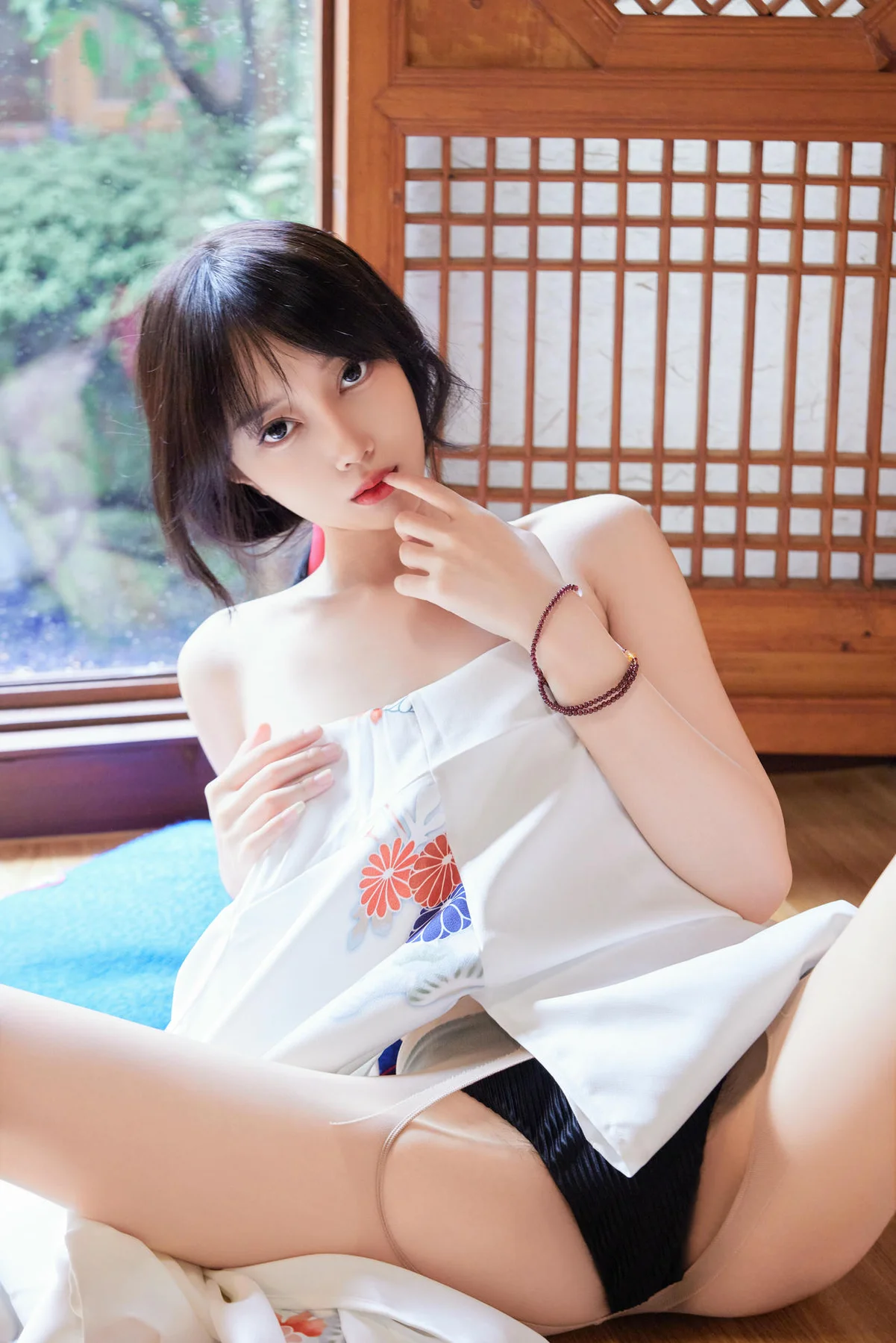 XiuRen 秀人 No.N284 玥儿玥和服制服香肩写真 - 38