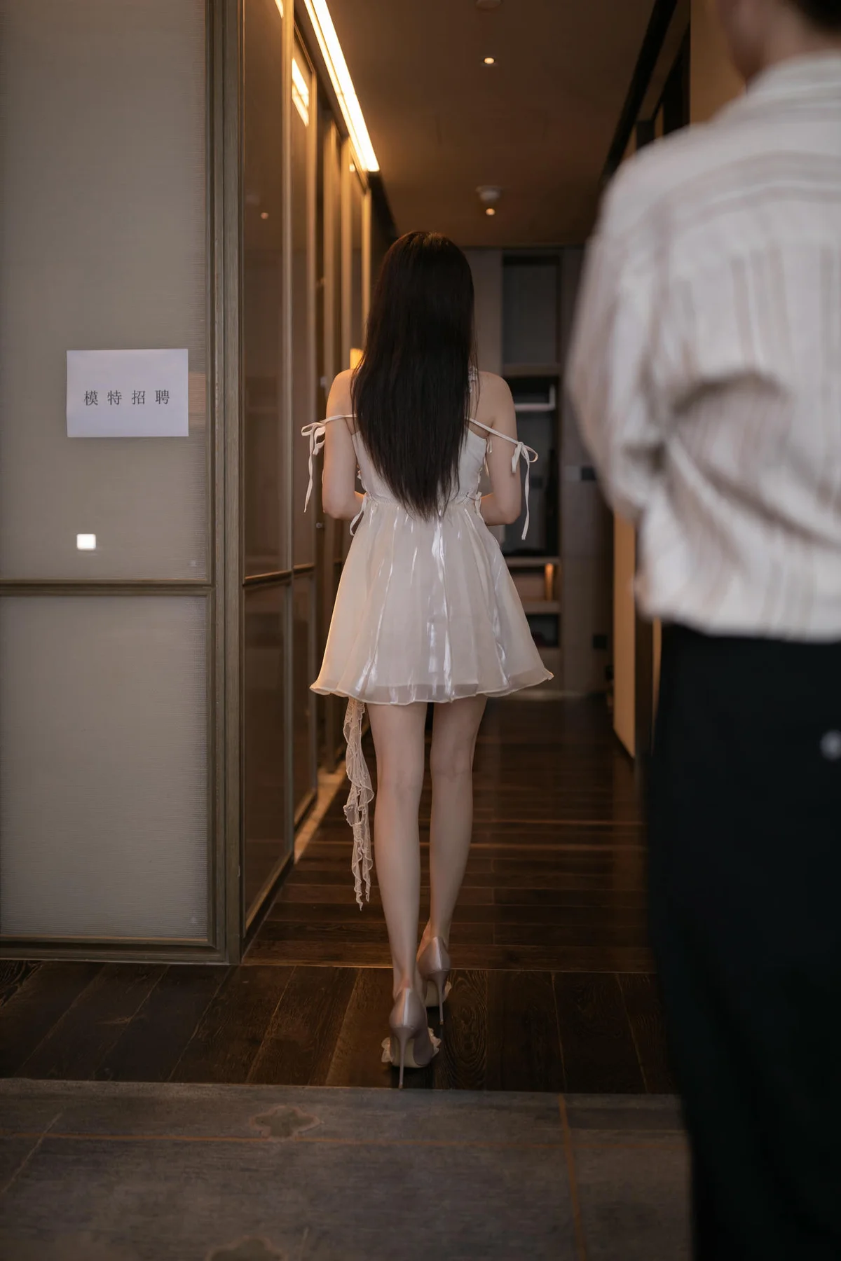 XiuRen 秀人 No.N285 鱼子酱Fish奶牛装吊袜 - 22