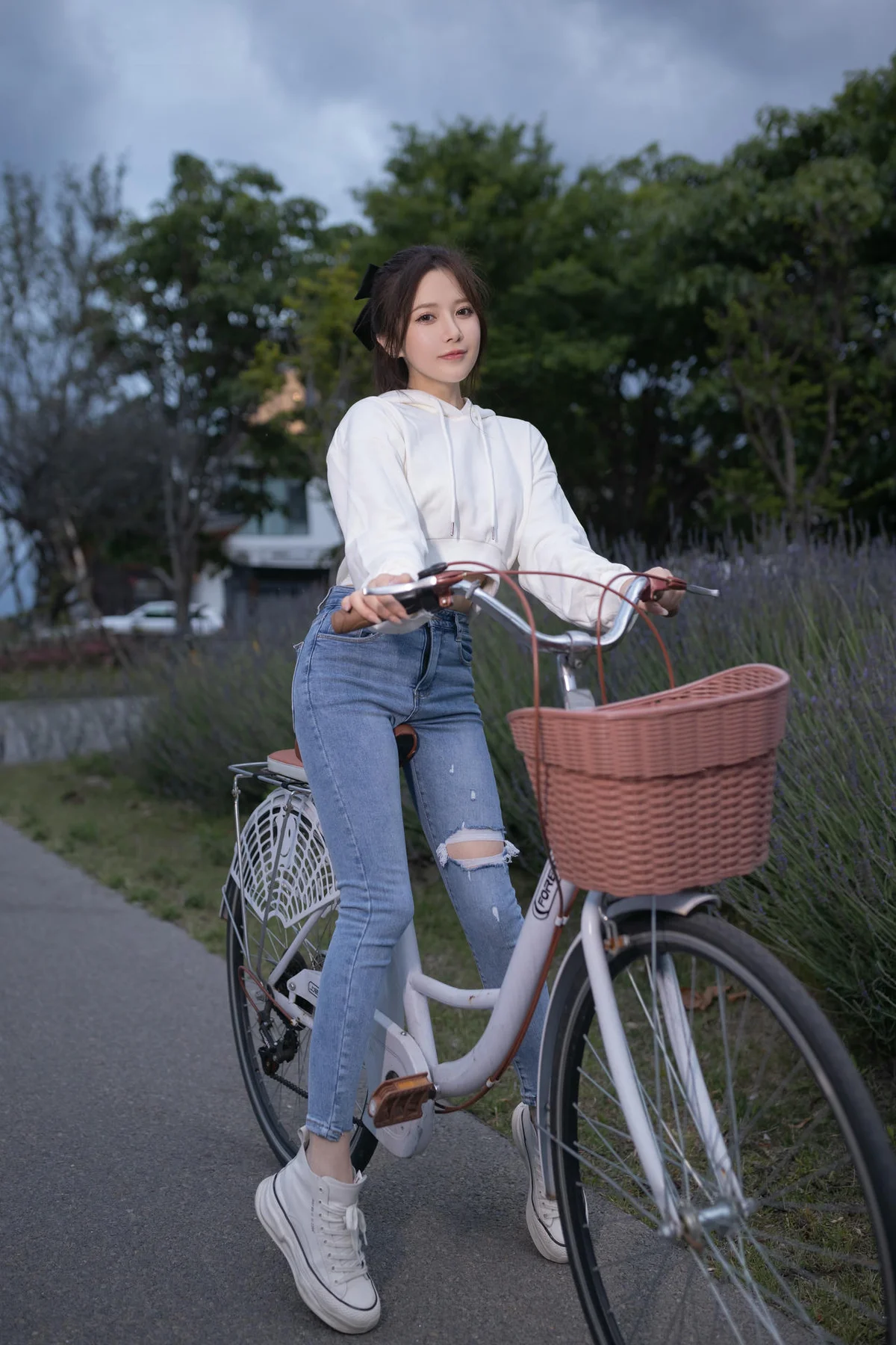 XiuRen 秀人 No.N291 鱼子酱Fish 户外骑行紧身牛仔 - 20