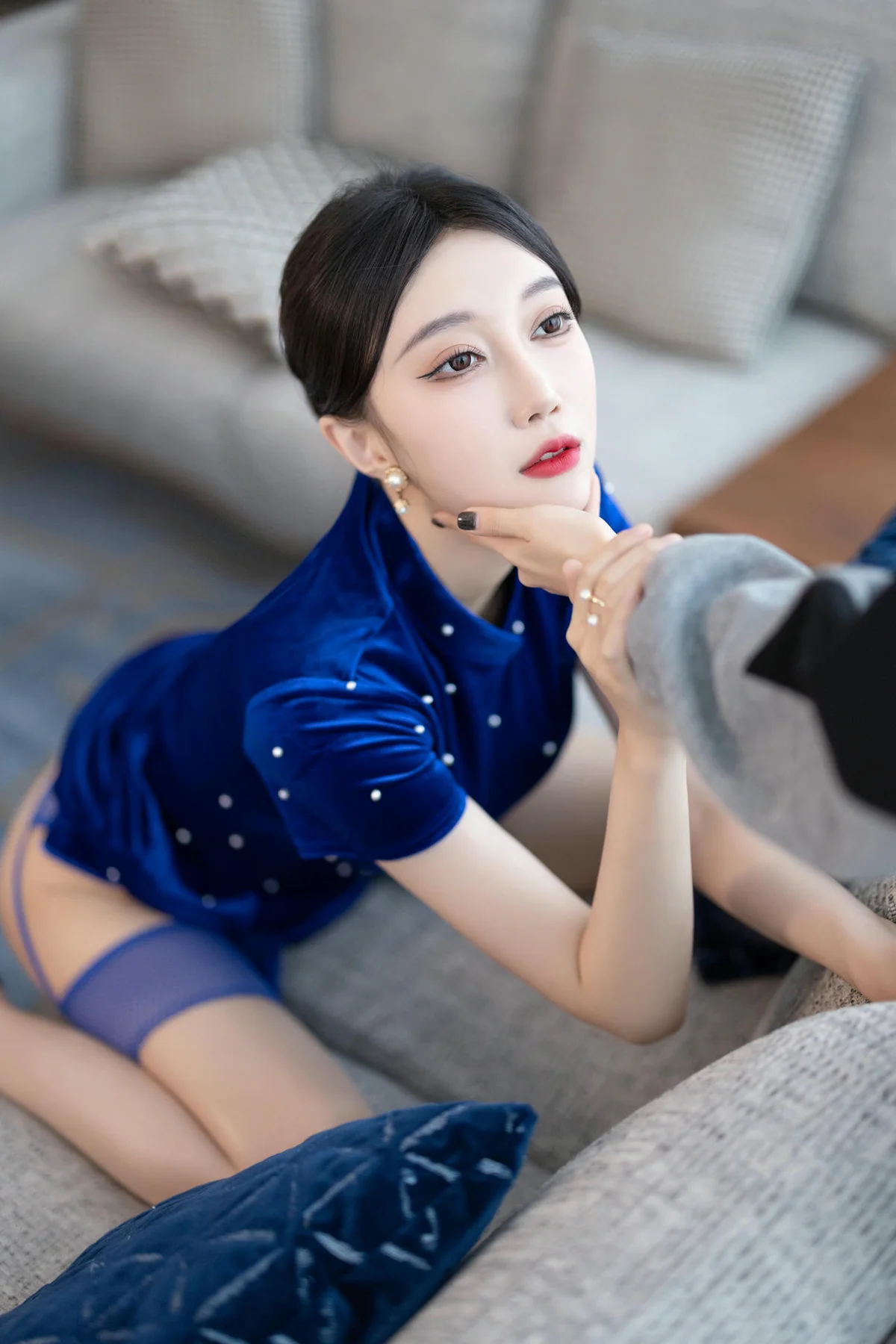 XiuRen 秀人 No.N299 玥儿玥旗袍美腿 - 35