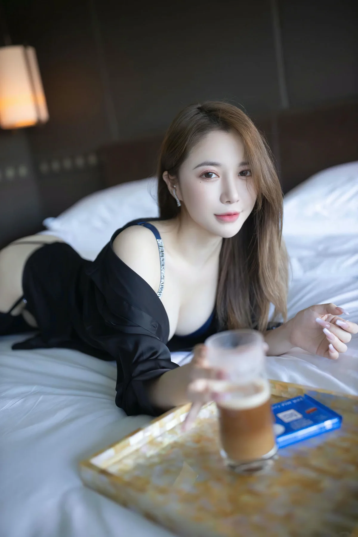 XiuRen 秀人 No.N308 鱼子酱Fish丝绸衬衫吊袜 - 41