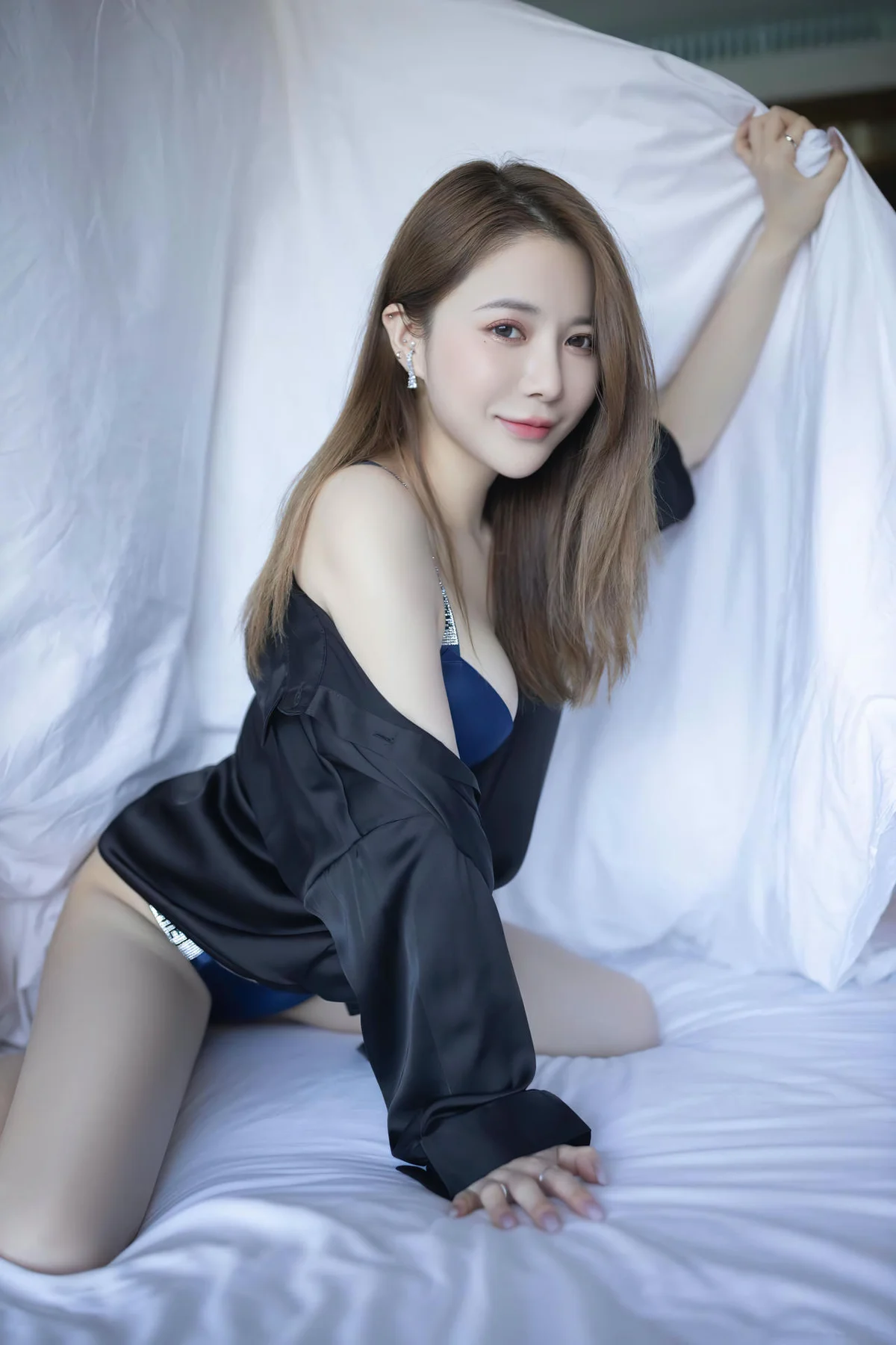 XiuRen 秀人 No.N308 鱼子酱Fish丝绸衬衫吊袜 - 74