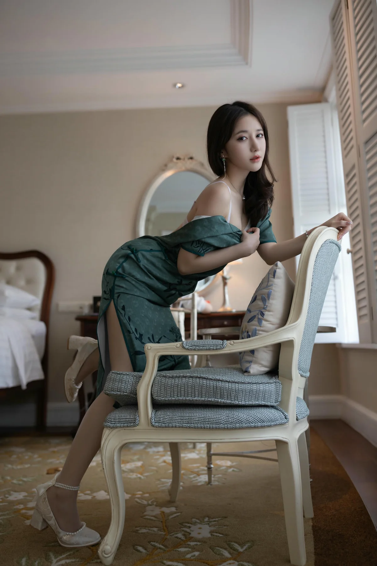 XiuRen 秀人 No.N319 鱼子酱Fish旗袍妩媚身材 - 52