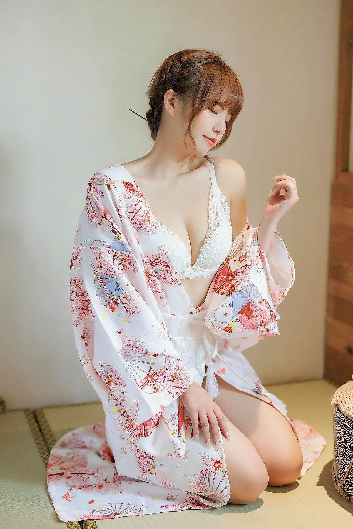 XiuRen 秀人 No.N322 张思允Nice制服和服少女 - 22