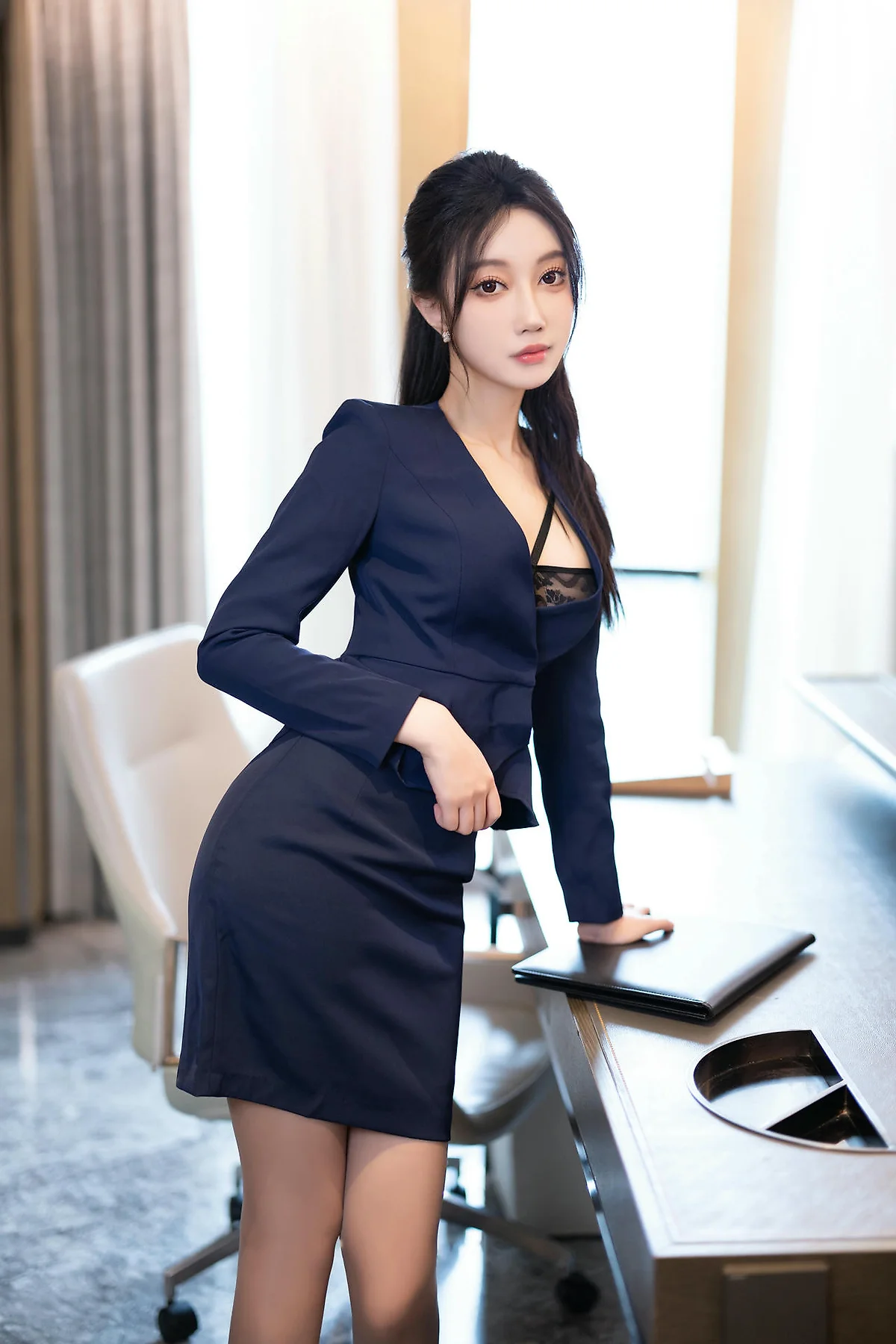 XiuRen 秀人 No.N324 玥儿玥OL秘书制服 - 12
