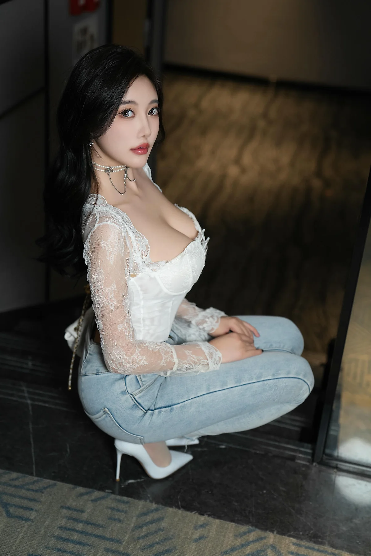 XiuRen 秀人 No.N330 杨晨晨爆乳白丝女神写真 - 16