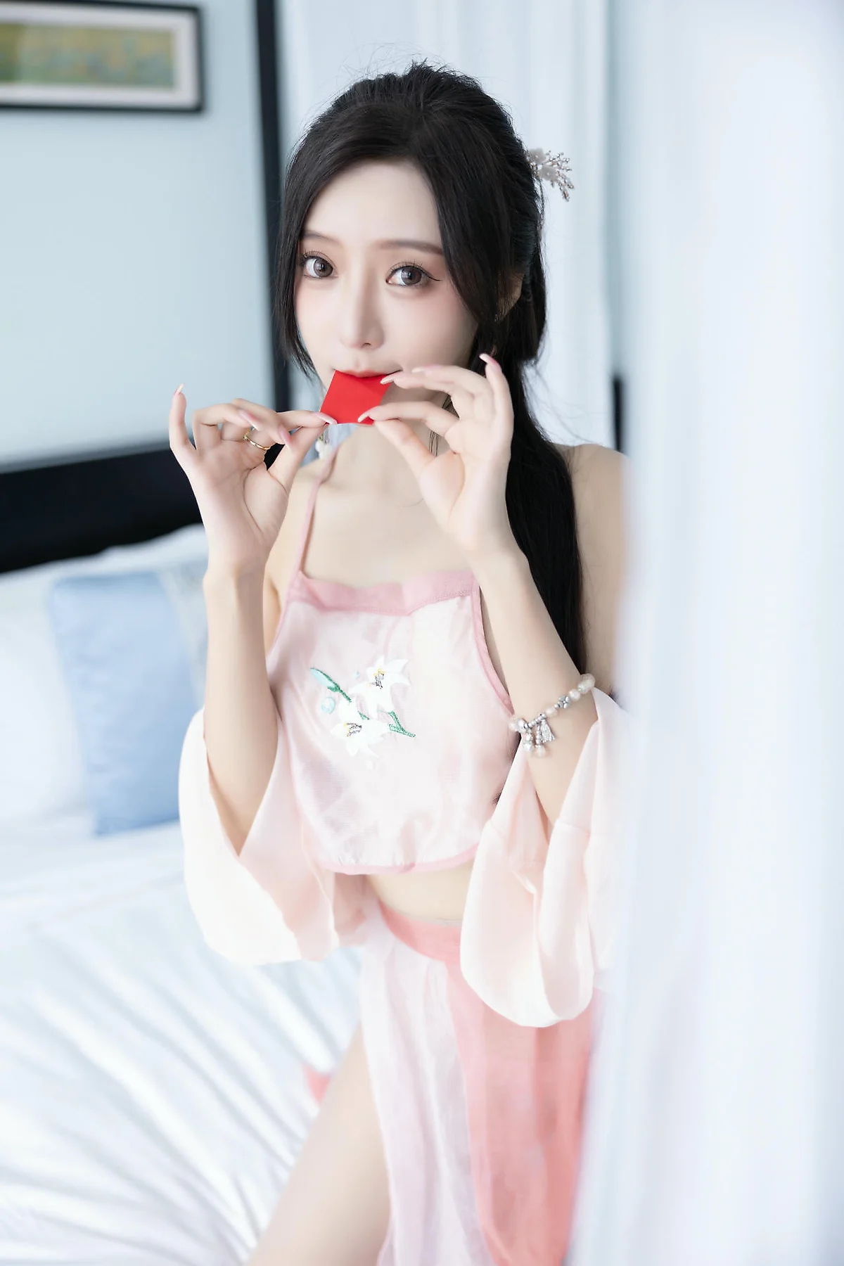 XiuRen 秀人 No.N335 王馨瑶粉色古装写真 - 46