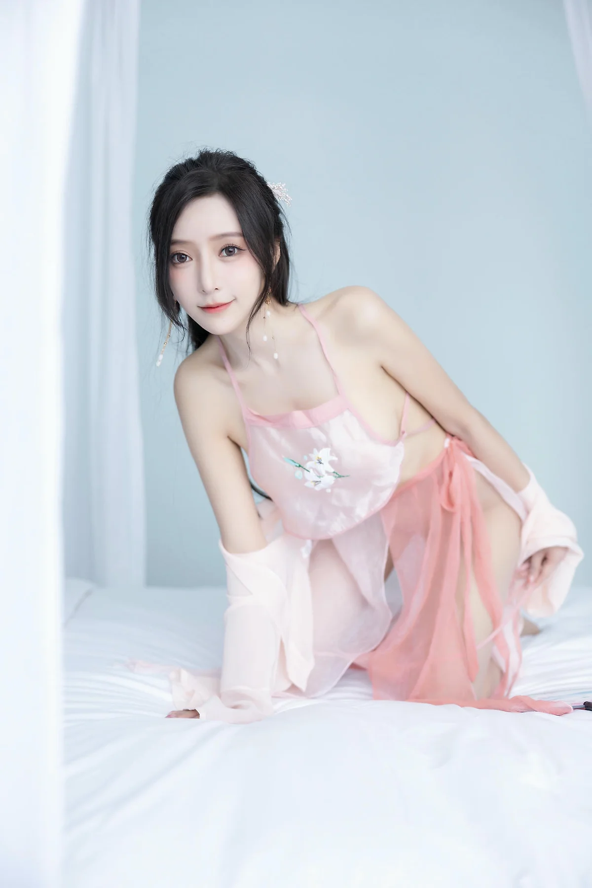 XiuRen 秀人 No.N335 王馨瑶粉色古装写真 - 51