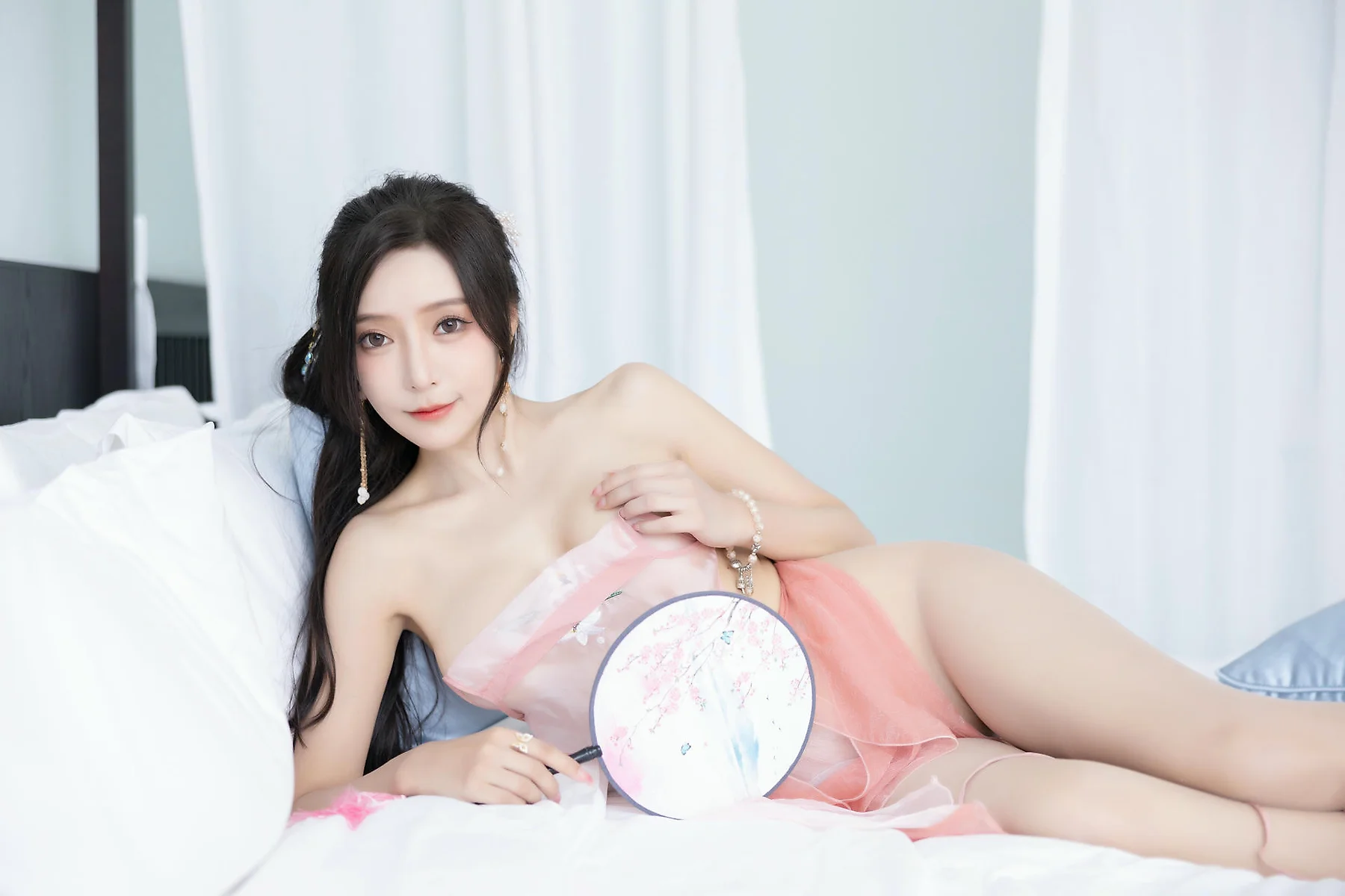 XiuRen 秀人 No.N335 王馨瑶粉色古装写真 - 62