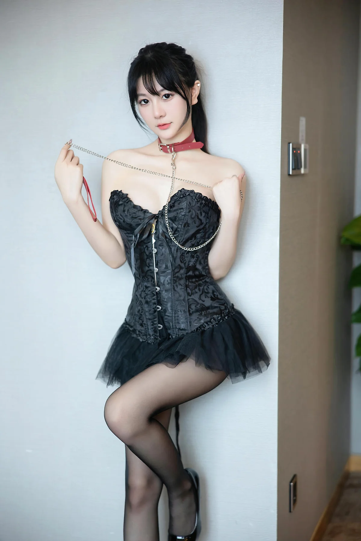 XiuRen 秀人 No.N337 谢小蒽黑丝香肩礼裙 - 21