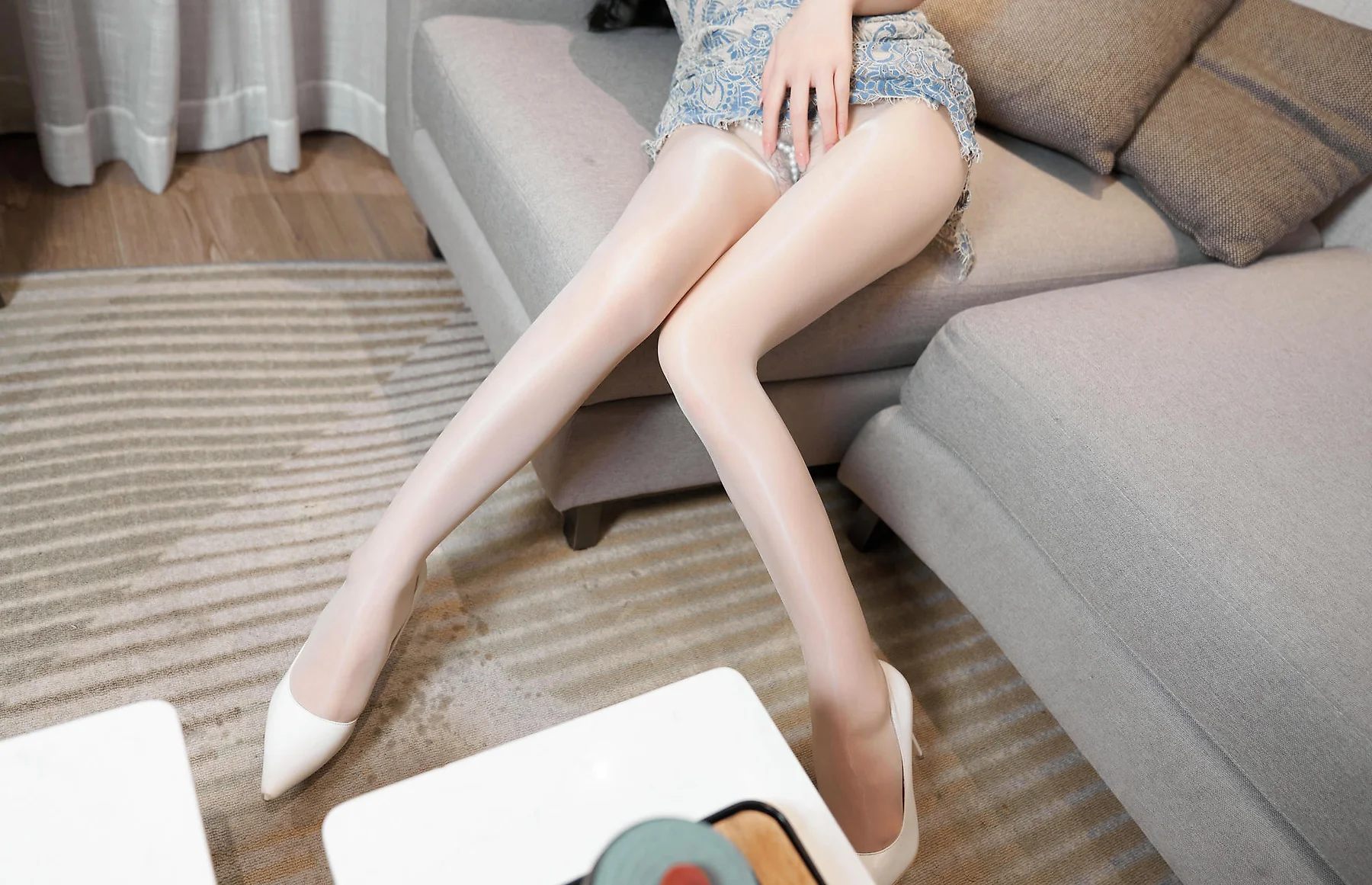 XiuRen 秀人 No.N349 周于希香肩肉丝美裙 - 43