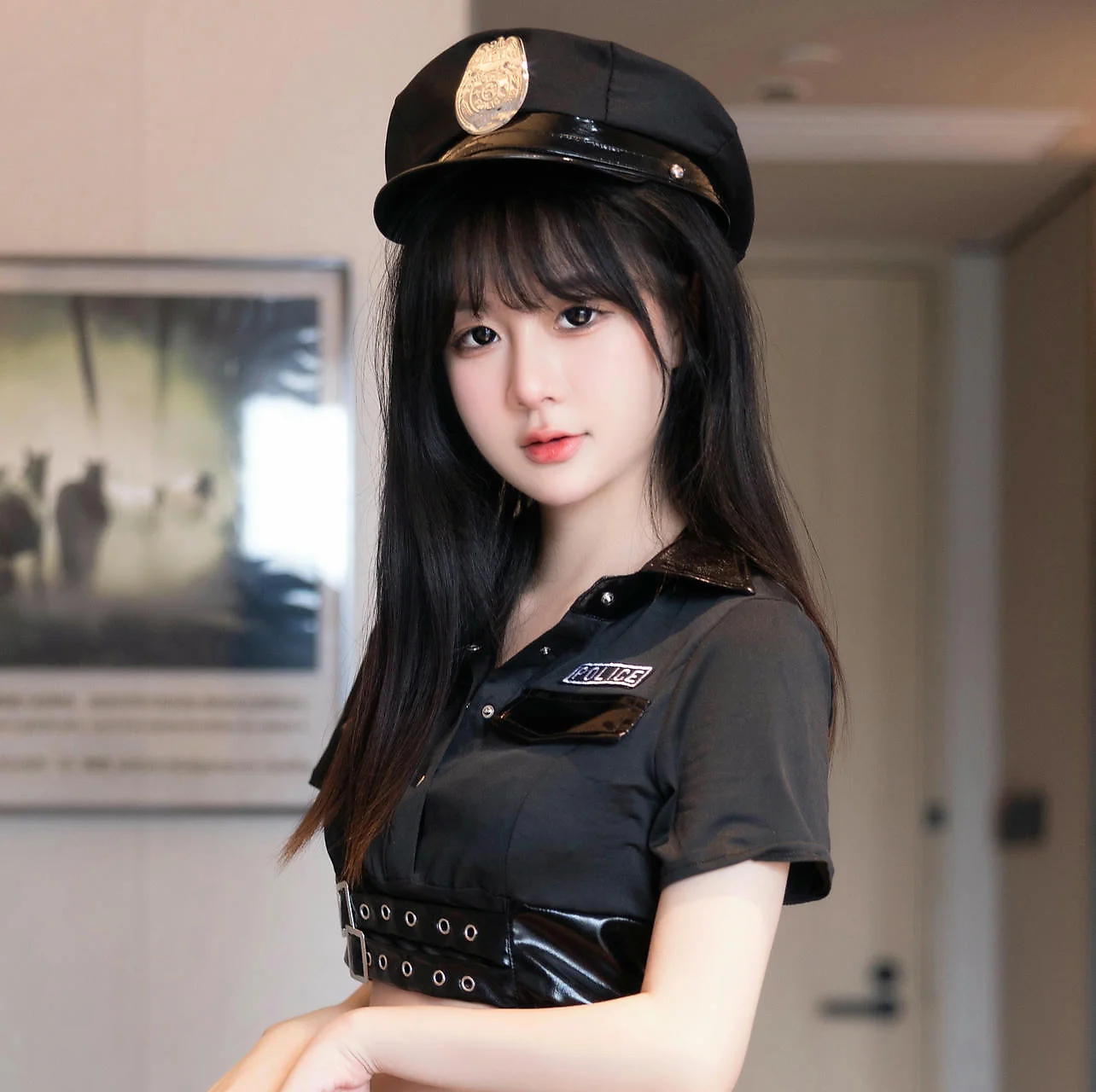 XiuRen 秀人 No.N350 谢小蒽制服性感女警 - 16