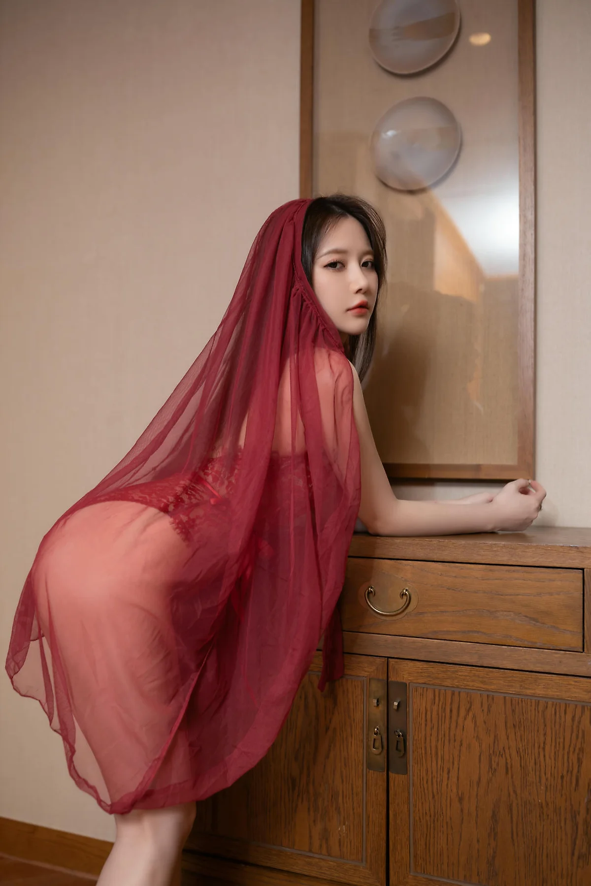 XiuRen 秀人 No.N351 鱼子酱Fish红色纱裙美腿写真 - 60