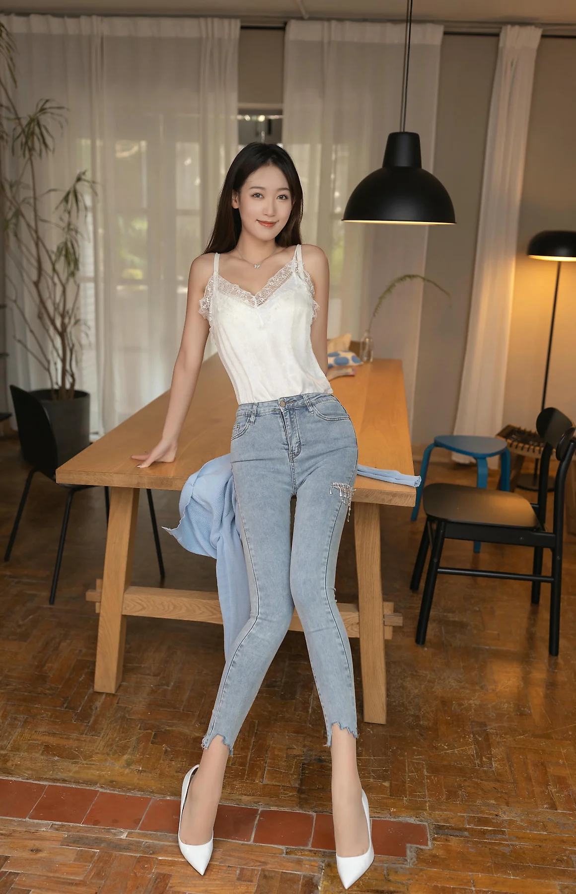 XiuRen 秀人 No.N353 唐安琪长腿牛仔裤女神写真 - 34
