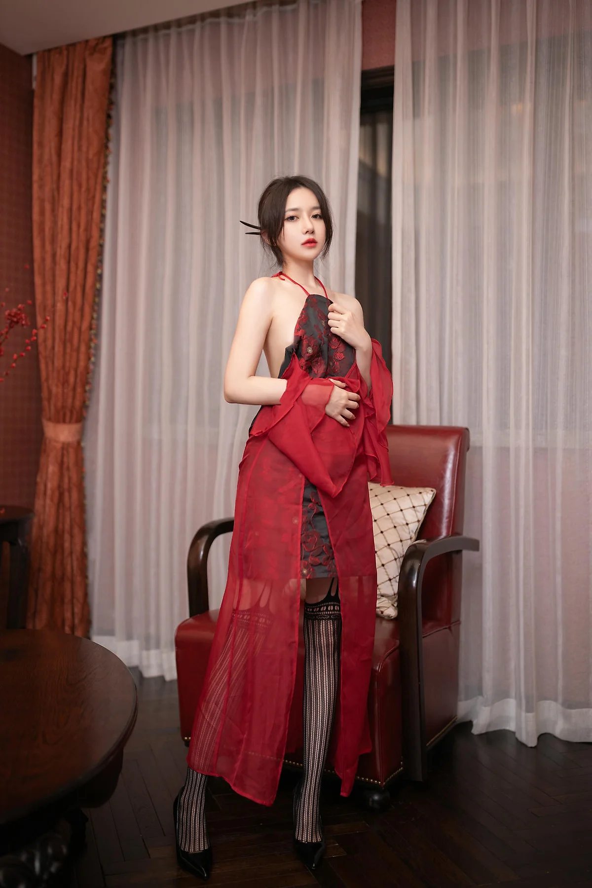XiuRen 秀人 No.N358 鱼子酱Fish古风红色妩媚美女 - 37
