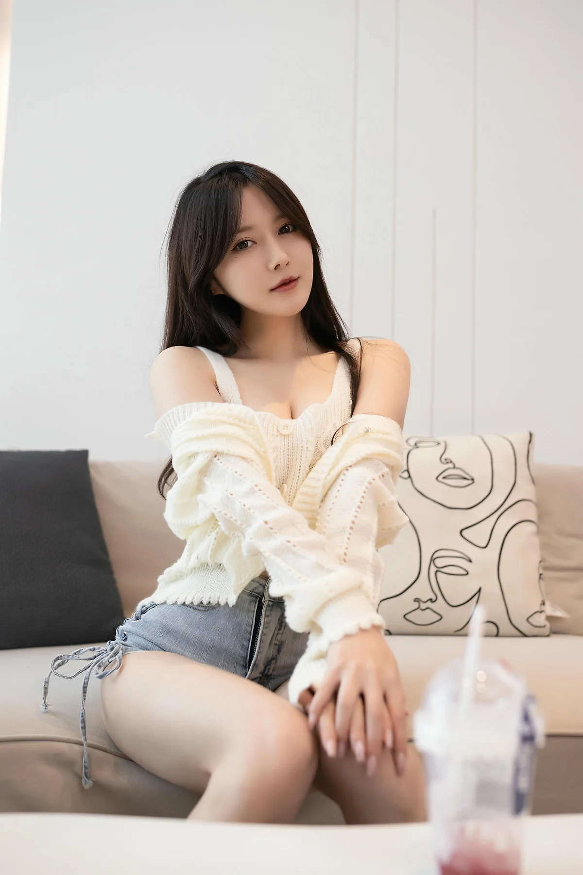 XiuRen 秀人 No.N364 鱼子酱Fish美腿牛仔短裤女神 - 3