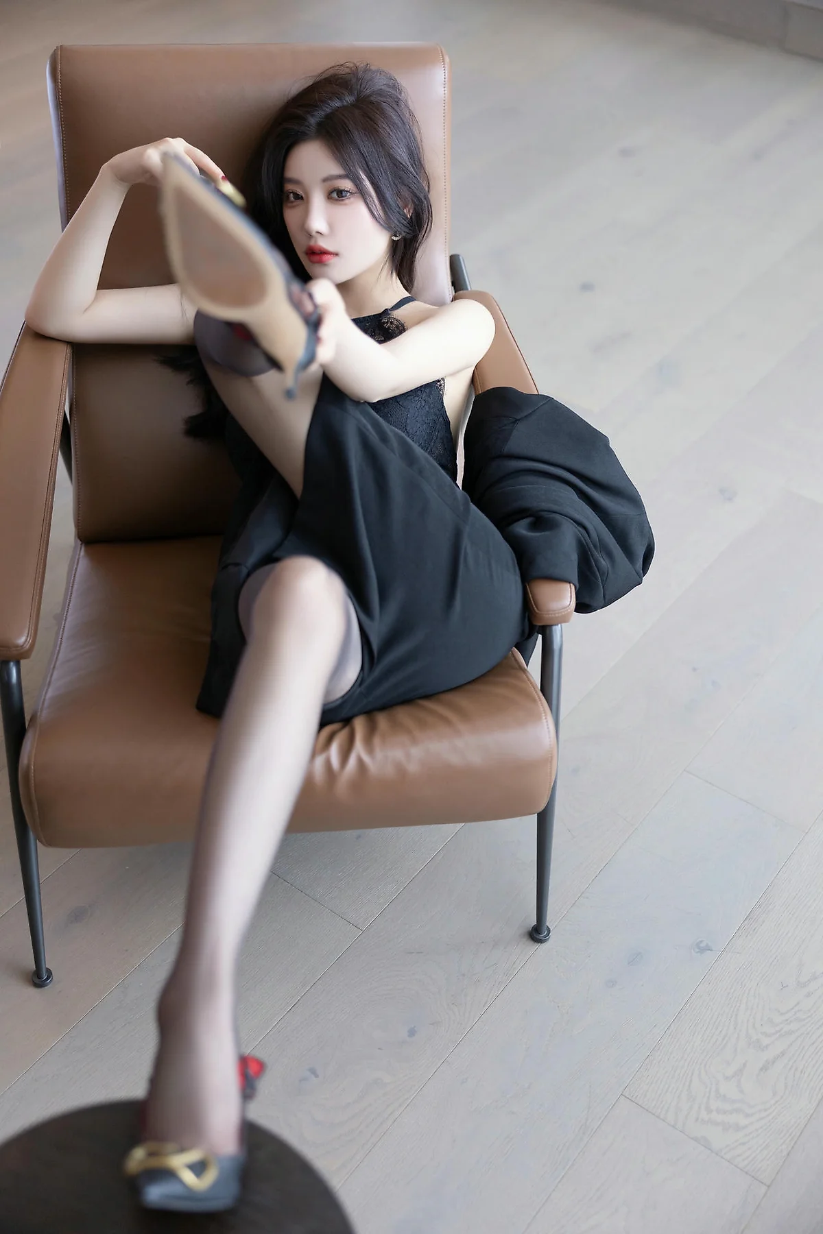 XiuRen 秀人 No.N370 杨晨晨OL制服职业装 - 32