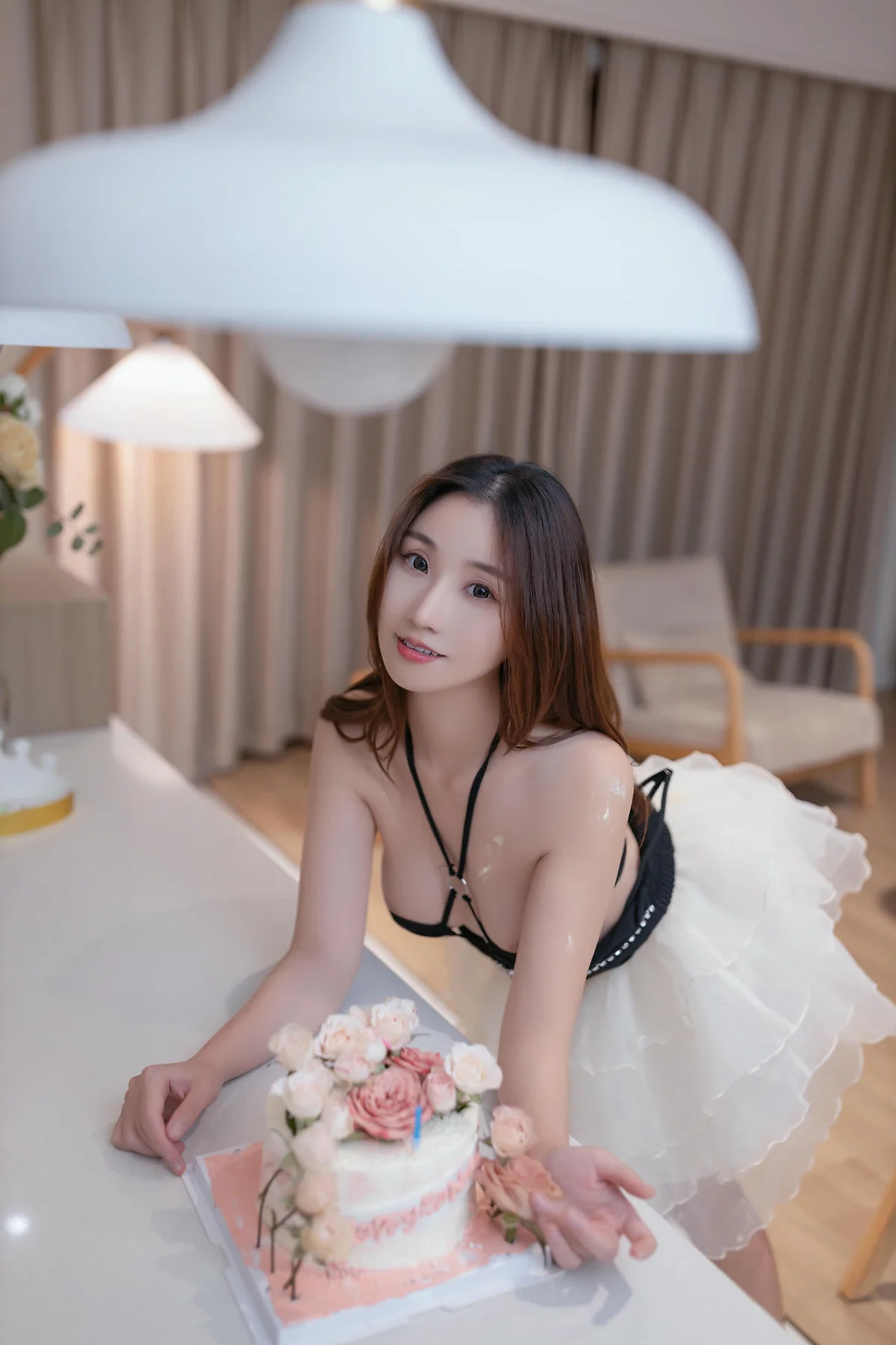 XiuRen 秀人 No.N388 杏子生日party主题写真 - 36