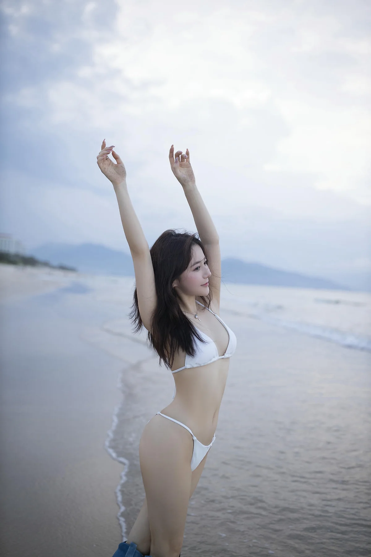 XiuRen 秀人 No.N390 鱼子酱Fish沙滩白色比基尼写真 - 28