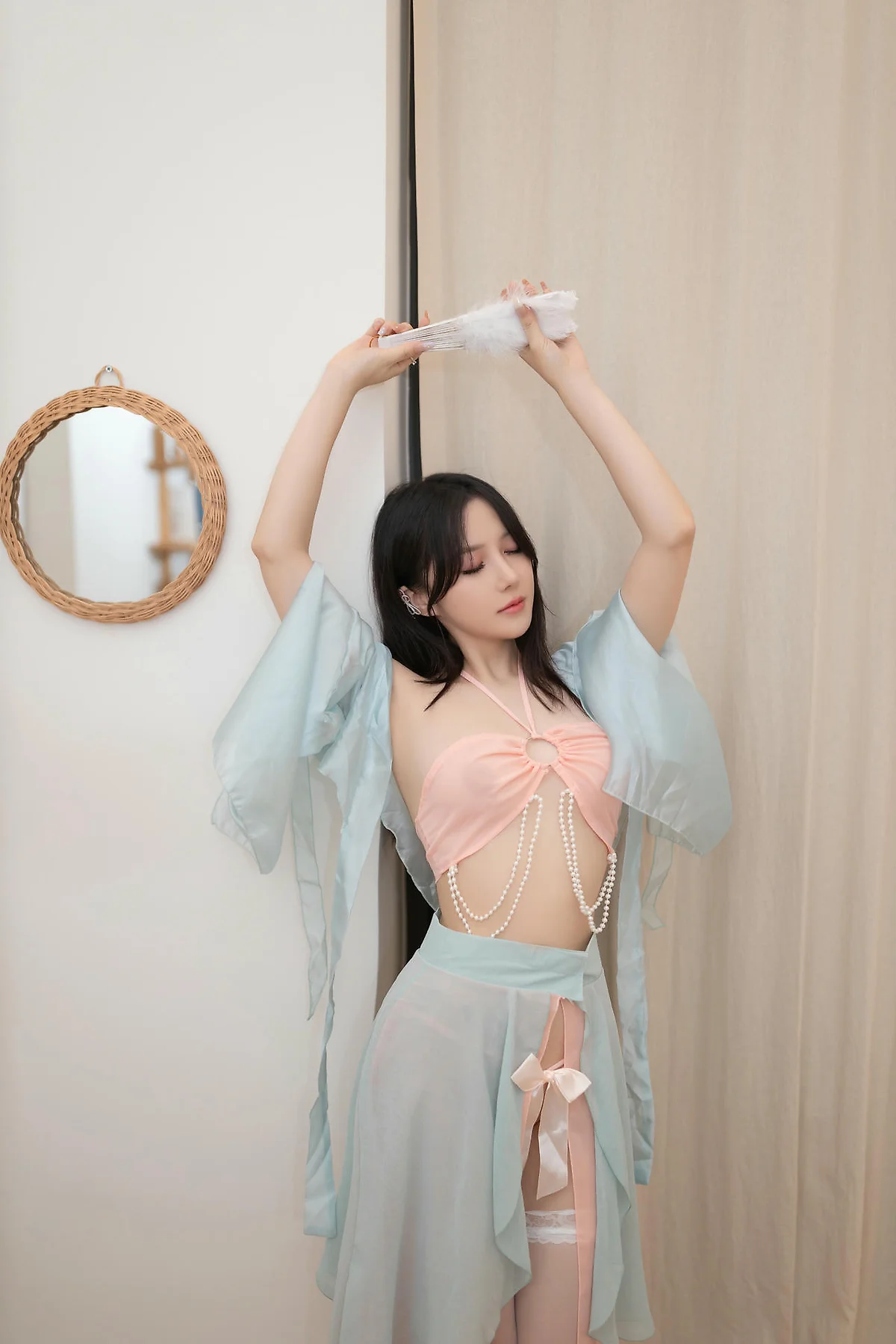 XiuRen 秀人 No.N399 鱼子酱Fish古风写真玉背美腿写真 - 13