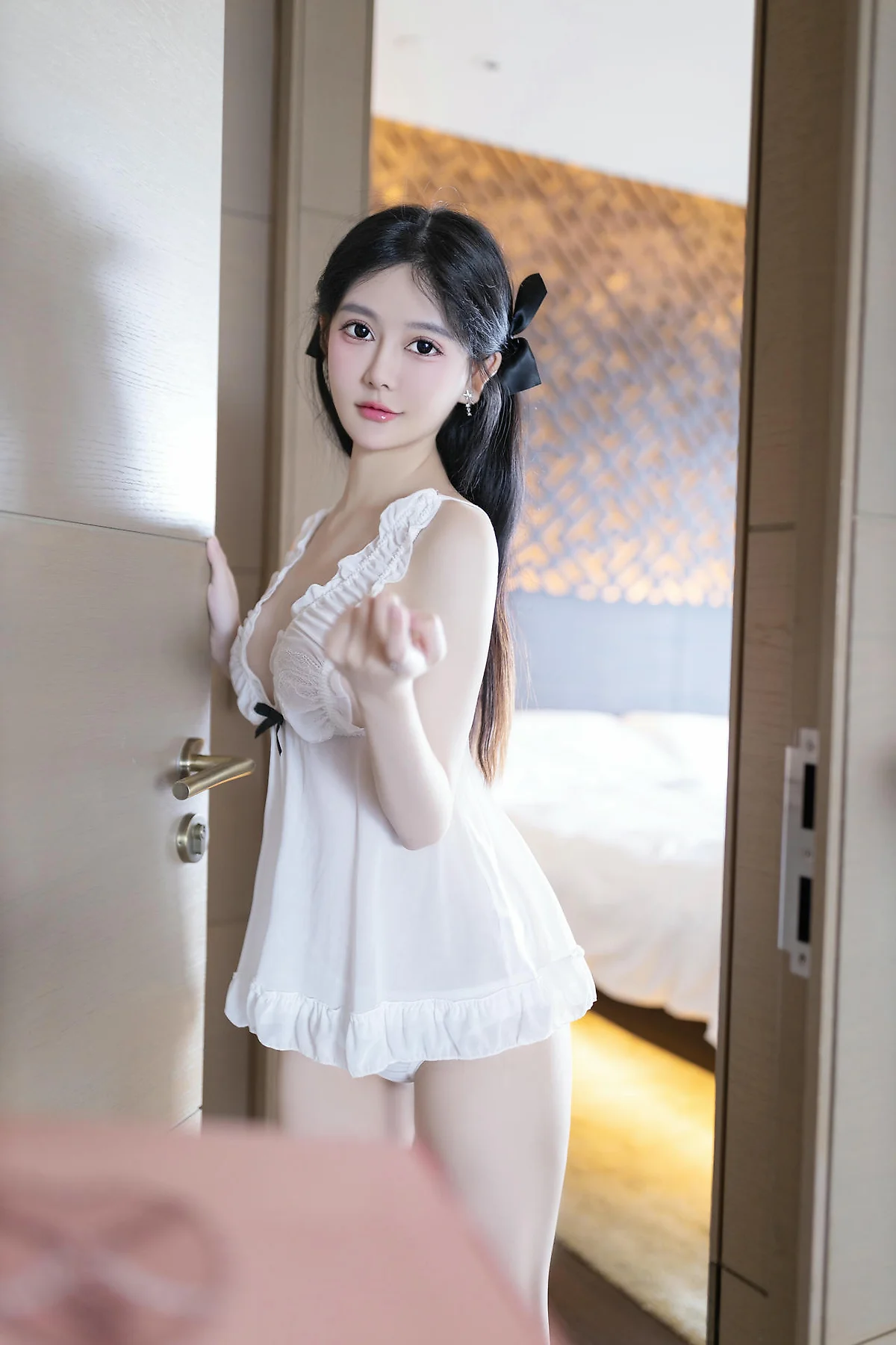 XiuRen 秀人 No.N438 谢小蒽白色睡裙蕾丝内衣 - 24