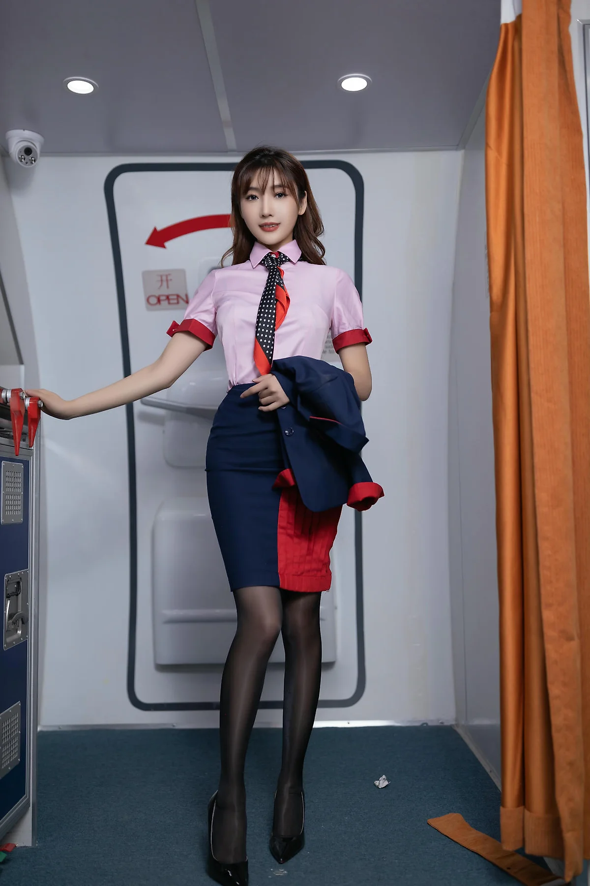 XiuRen 秀人 No.N444 陆萱萱空姐主题写真制服 - 65