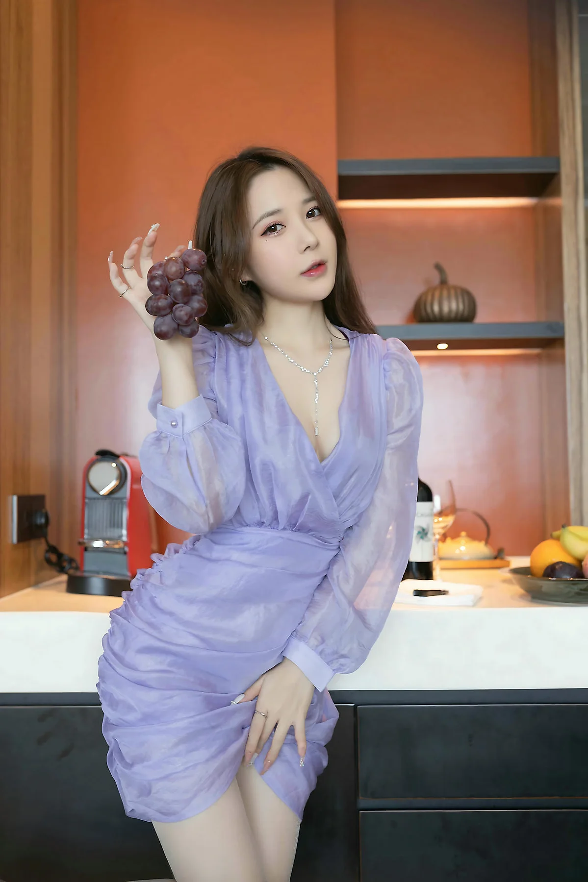 XiuRen 秀人 No.N466 王馨瑶紫色风情美臀写真 - 15