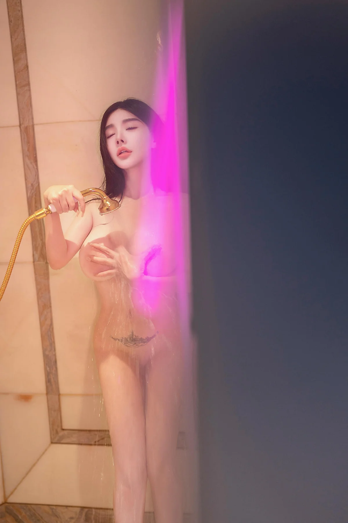 XiuRen 秀人 No.N472 潘娇娇粉色翘臀爆乳 - 34
