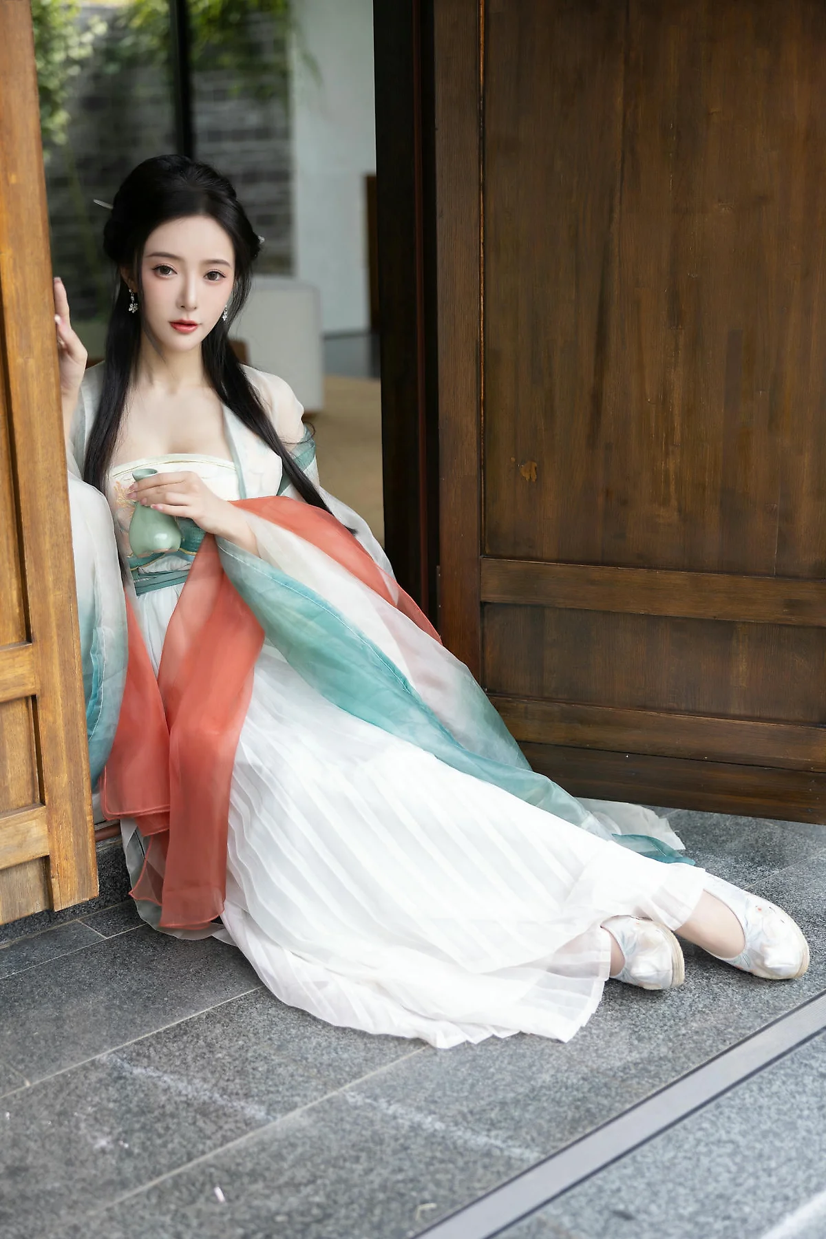 XiuRen 秀人 No.N473 王馨瑶古装瀑布主题写真 - 34