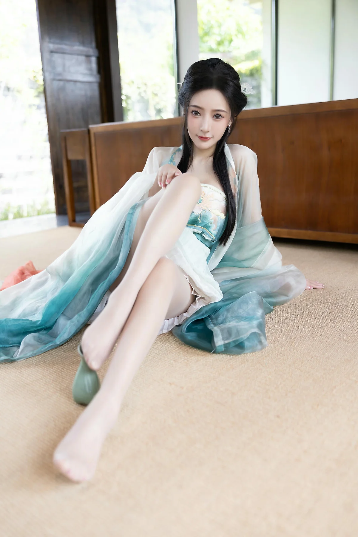XiuRen 秀人 No.N473 王馨瑶古装瀑布主题写真 - 54