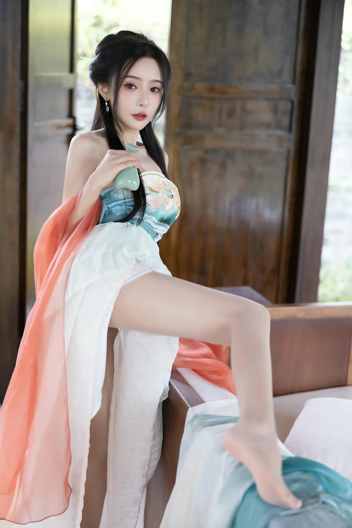 XiuRen 秀人 No.N473 王馨瑶古装瀑布主题写真 - 61