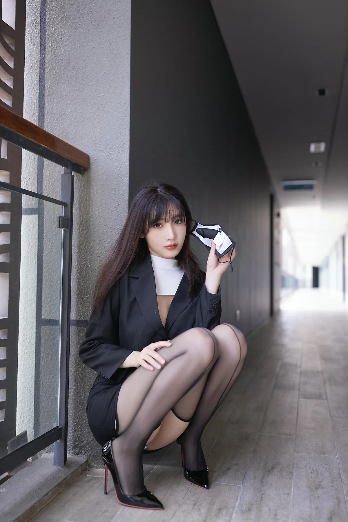 XiuRen 秀人 No.N478 陆萱萱黑丝吊袜乳贴爆乳 - 6