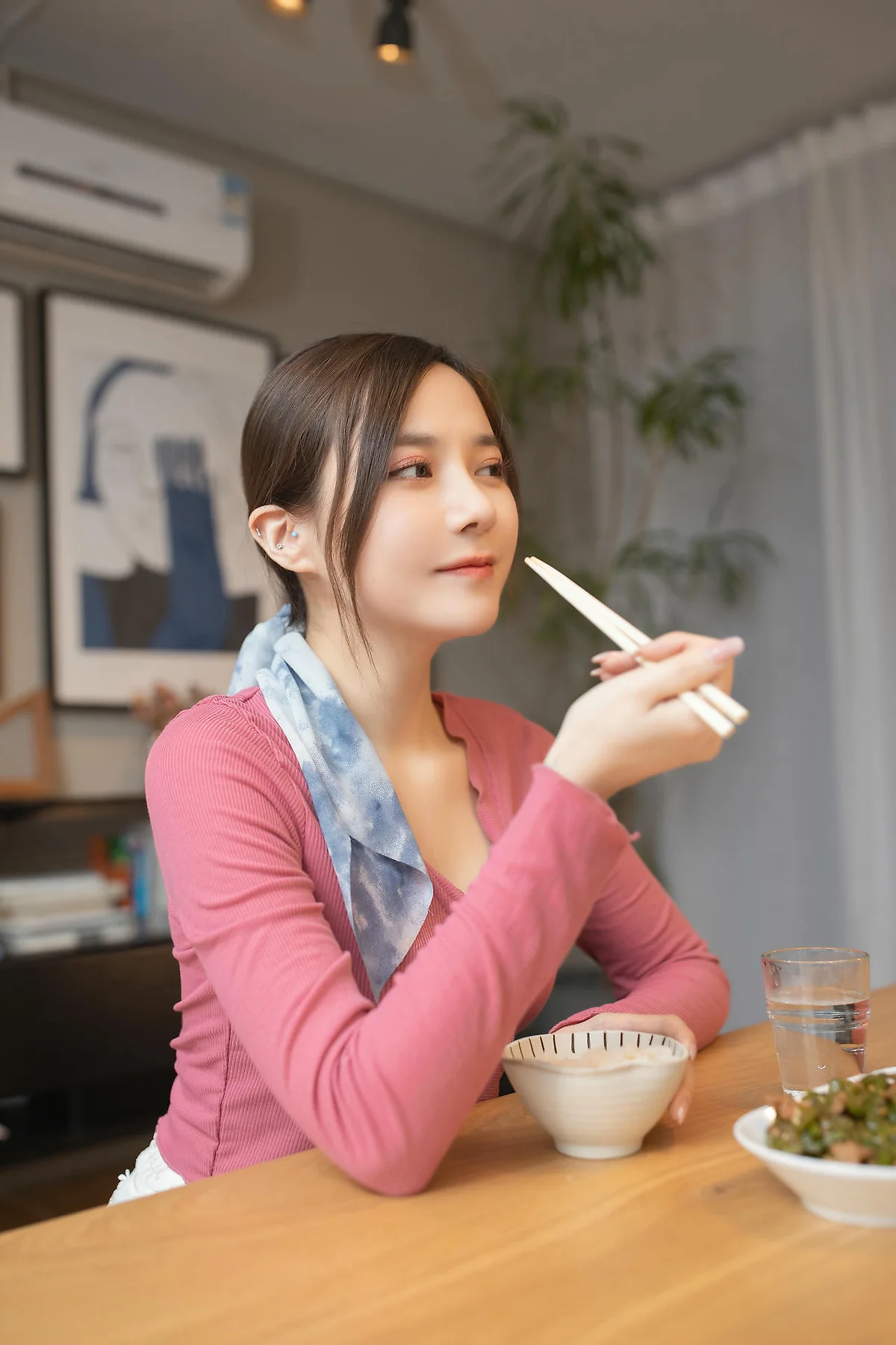 XiuRen 秀人 No.N485 鱼子酱Fish邻居美妻主题写真 - 17