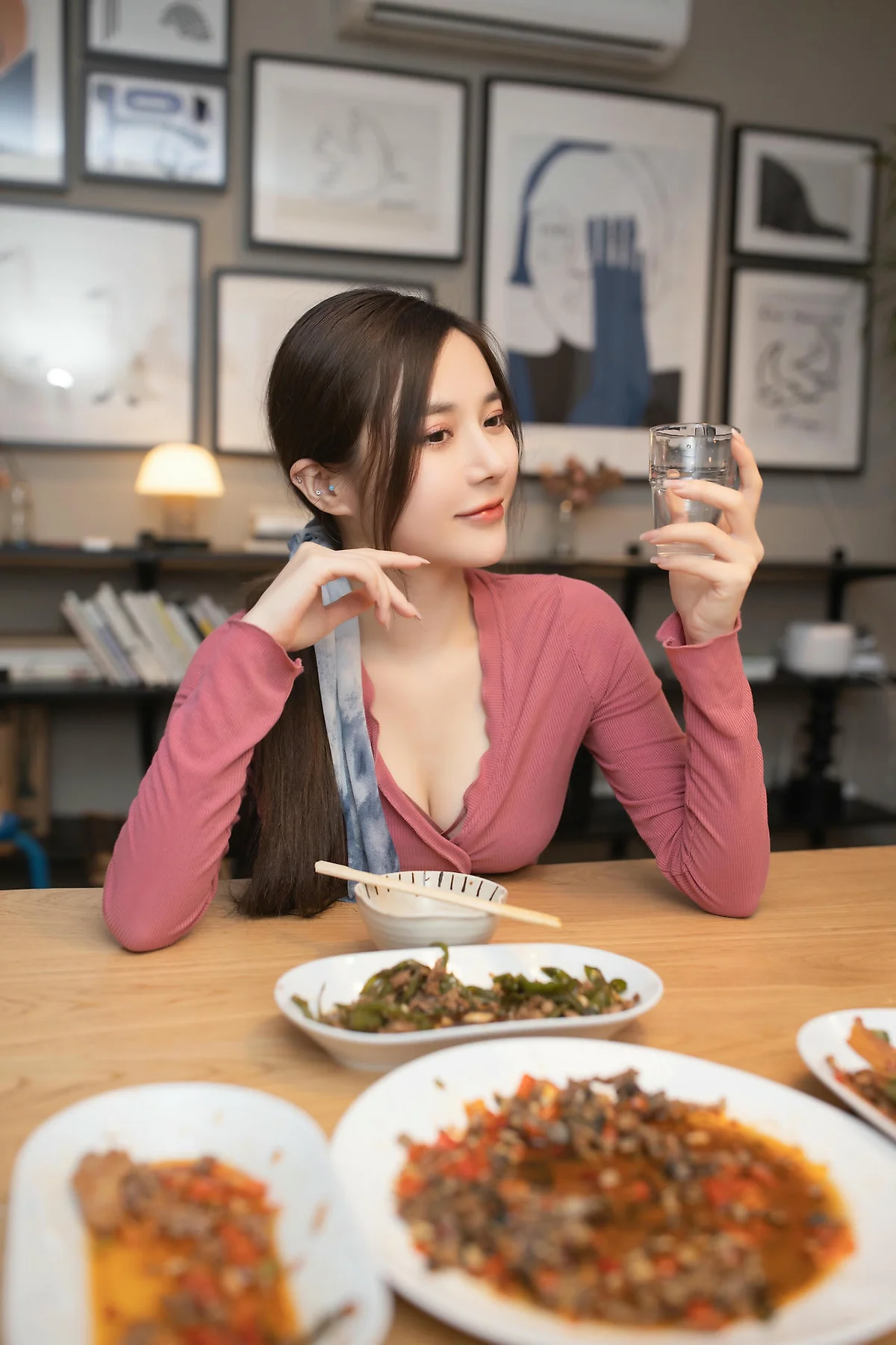 XiuRen 秀人 No.N485 鱼子酱Fish邻居美妻主题写真 - 25