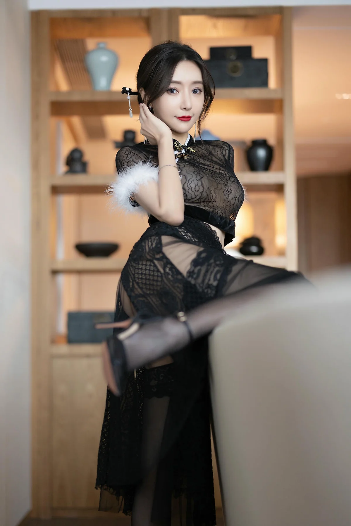 XiuRen 秀人 No.N493 王馨瑶黑色蕾丝旗袍 - 15