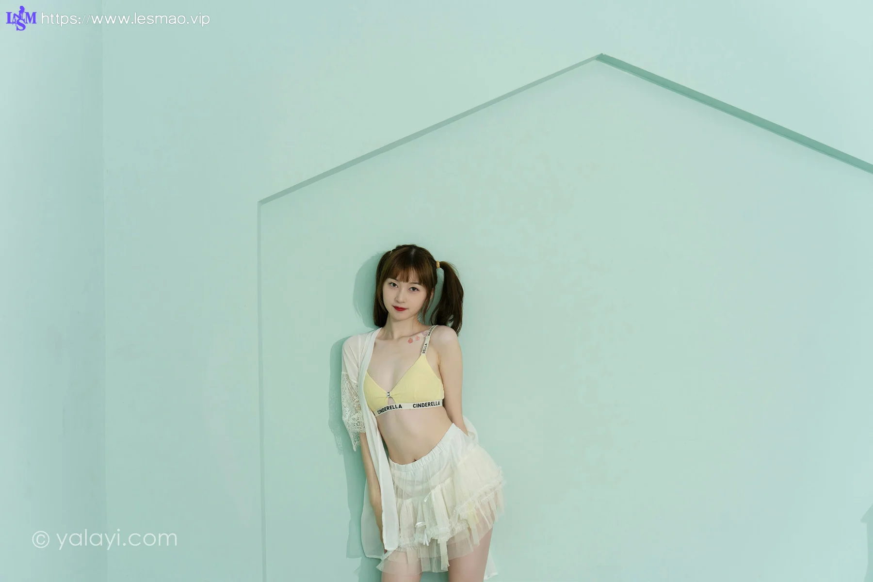 YALAYI 雅拉伊 Vol.826   京京 花漾裙裾 - 4