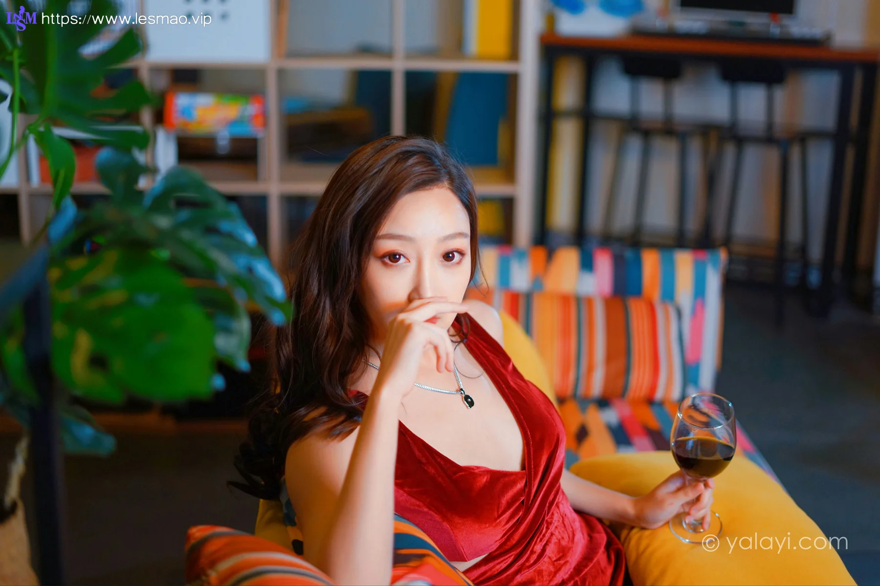 YALAYI 雅拉伊 Vol.850   蕊思 美人一笑也倾城 - 14