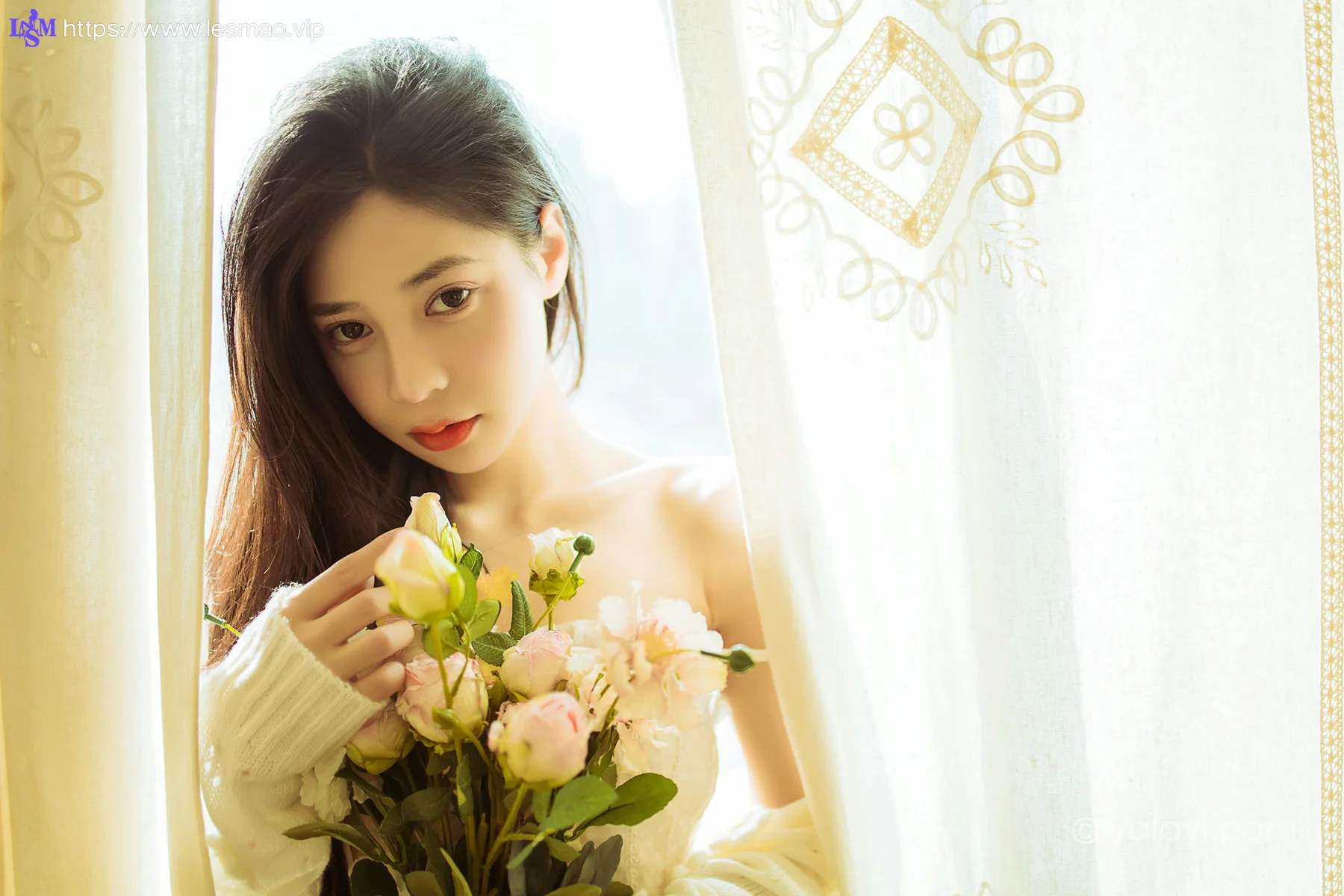 YALAYI 雅拉伊 Vol.860    诗咏  最浪漫的事 - 43