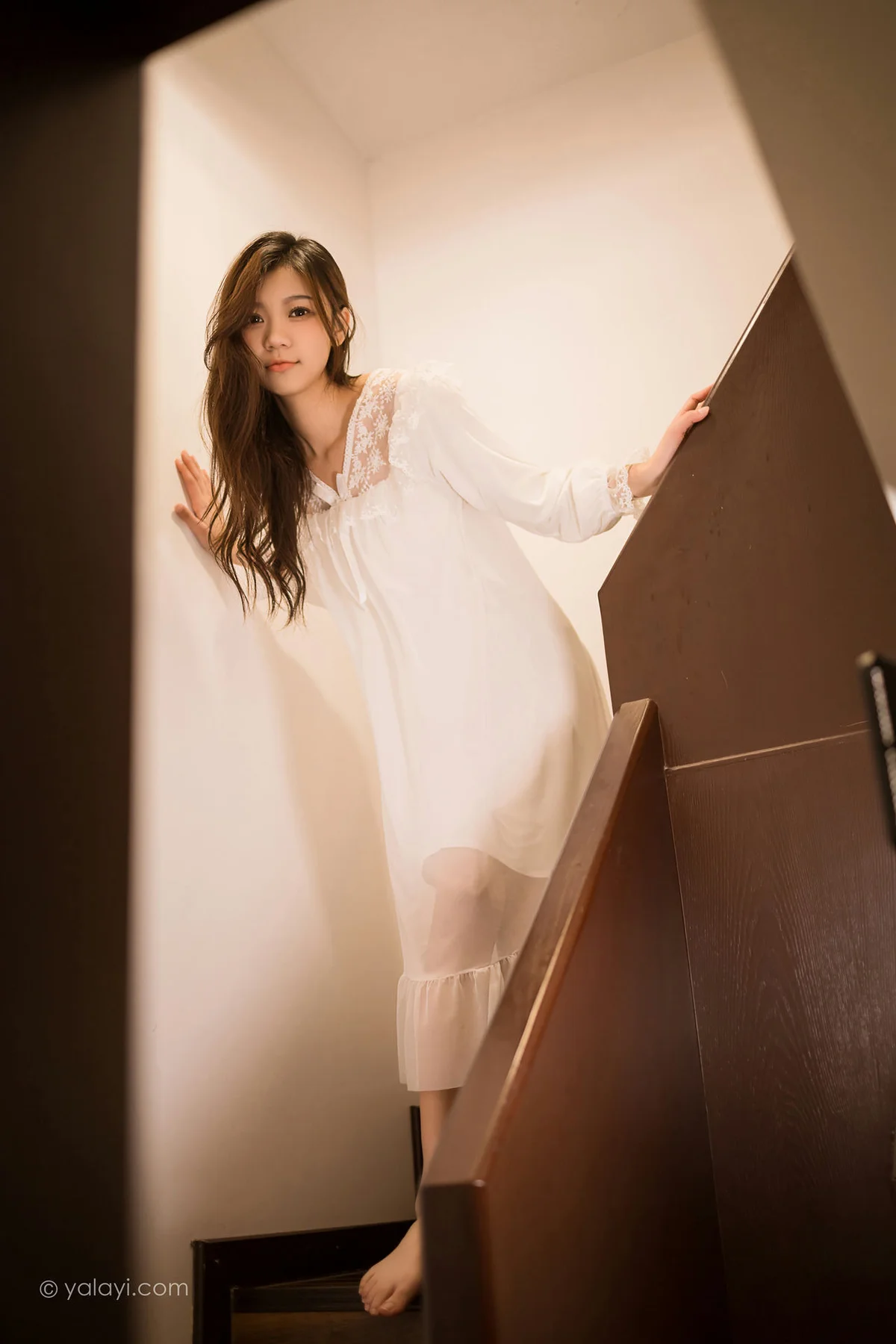 YALAYI 雅拉伊 Vol.887   梓瑶 阁楼 - 36