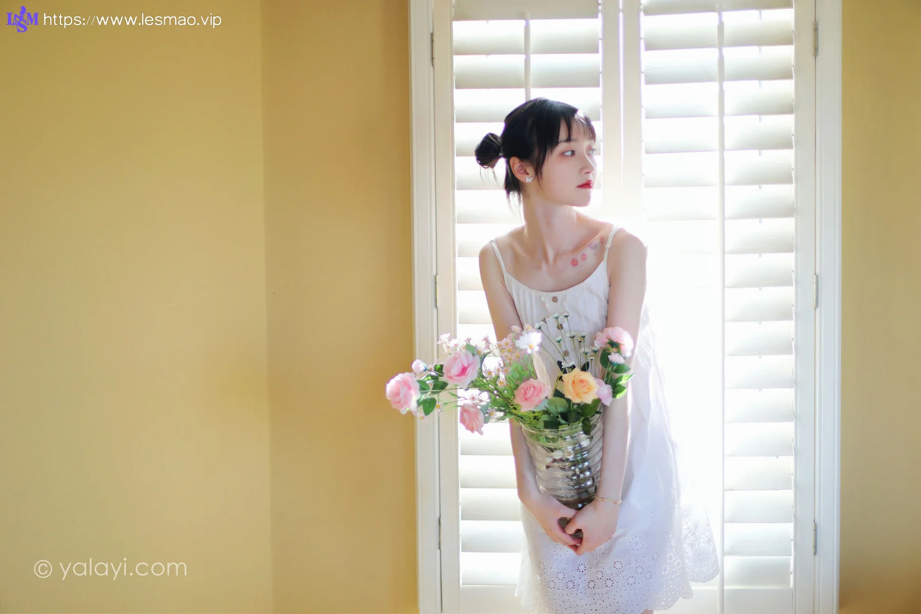 YALAYI 雅拉伊 Vol.896   京京 光影零乱 - 14
