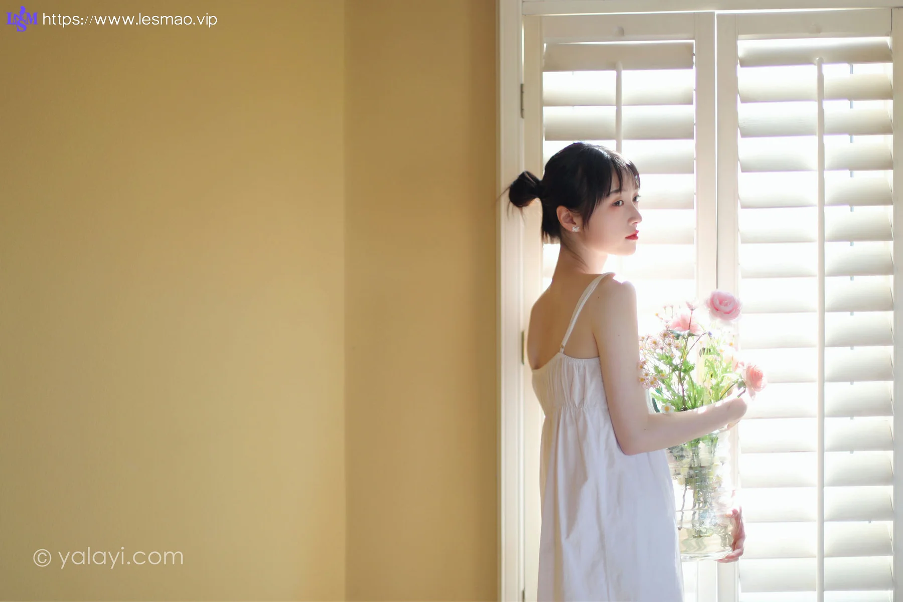 YALAYI 雅拉伊 Vol.896   京京 光影零乱 - 15