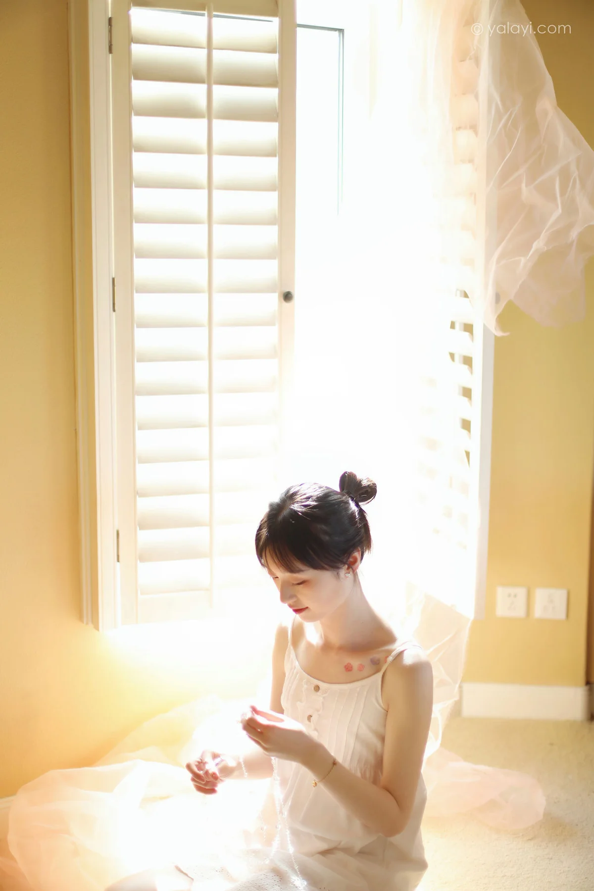 YALAYI 雅拉伊 Vol.896   京京 光影零乱 - 34
